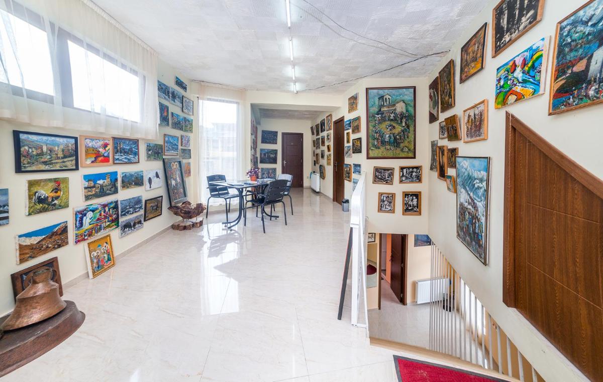 Gallery Guest House