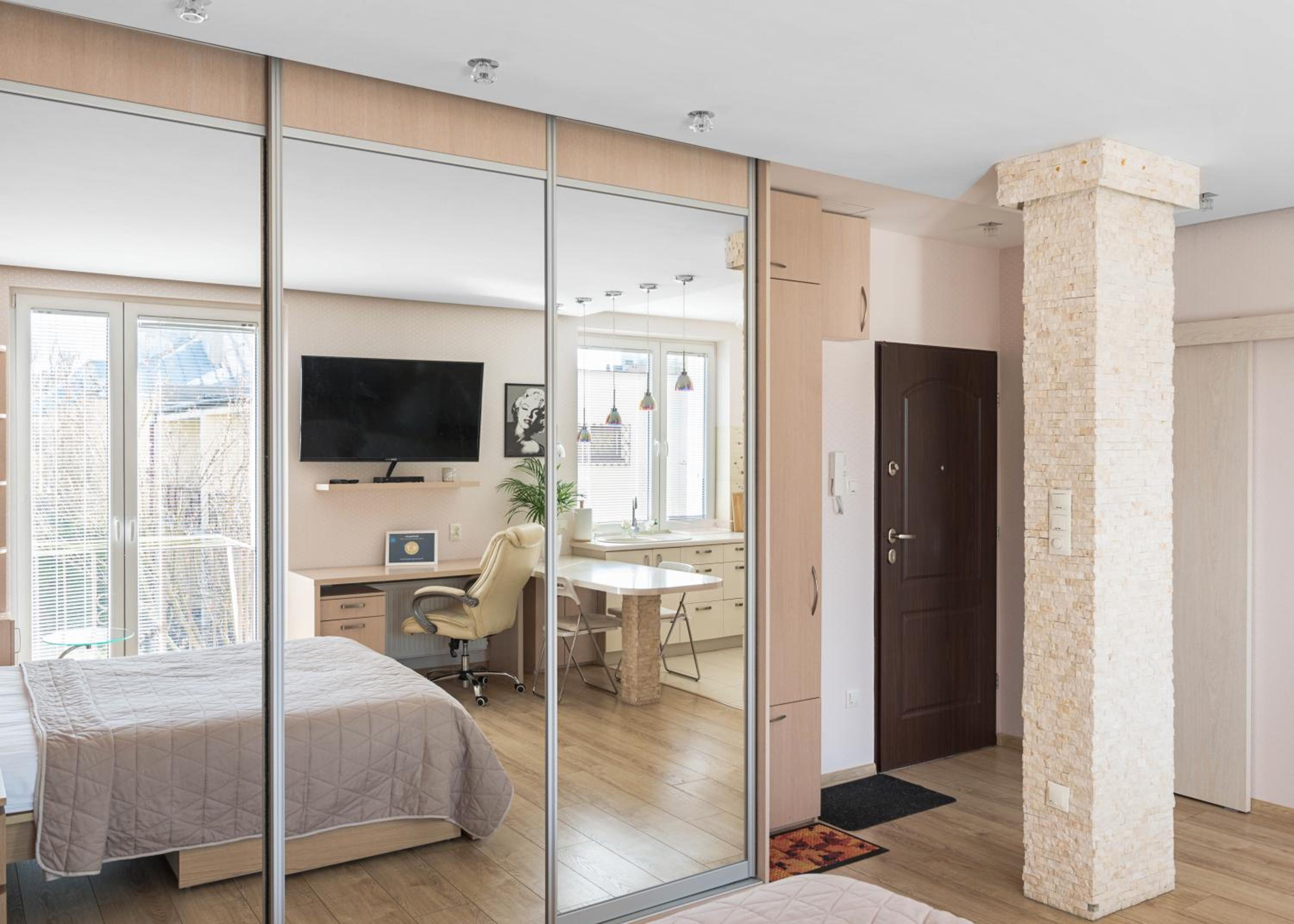 Royal Garden Apartment view 5