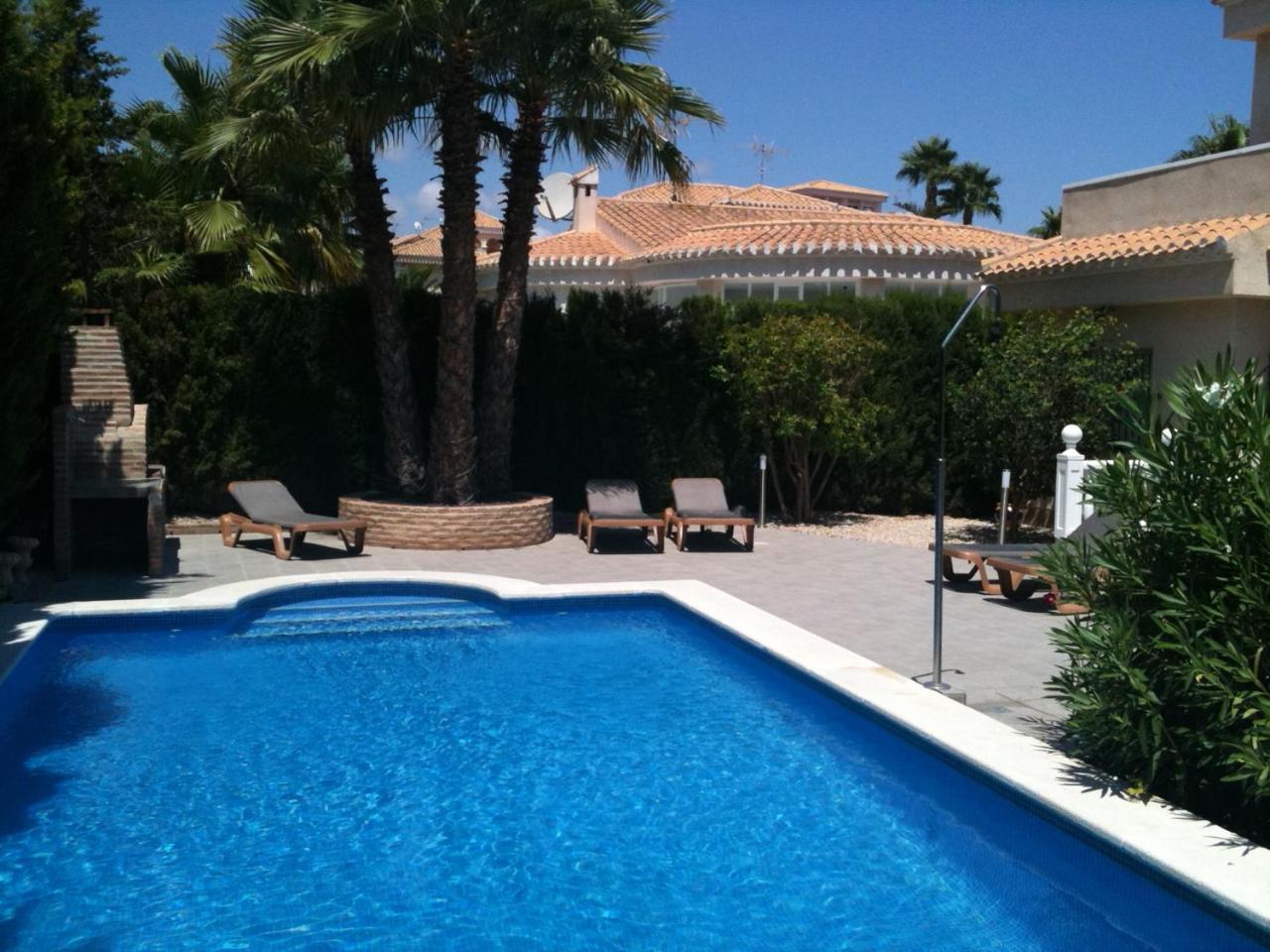 17 Vistamar Playa Flamenca view 2