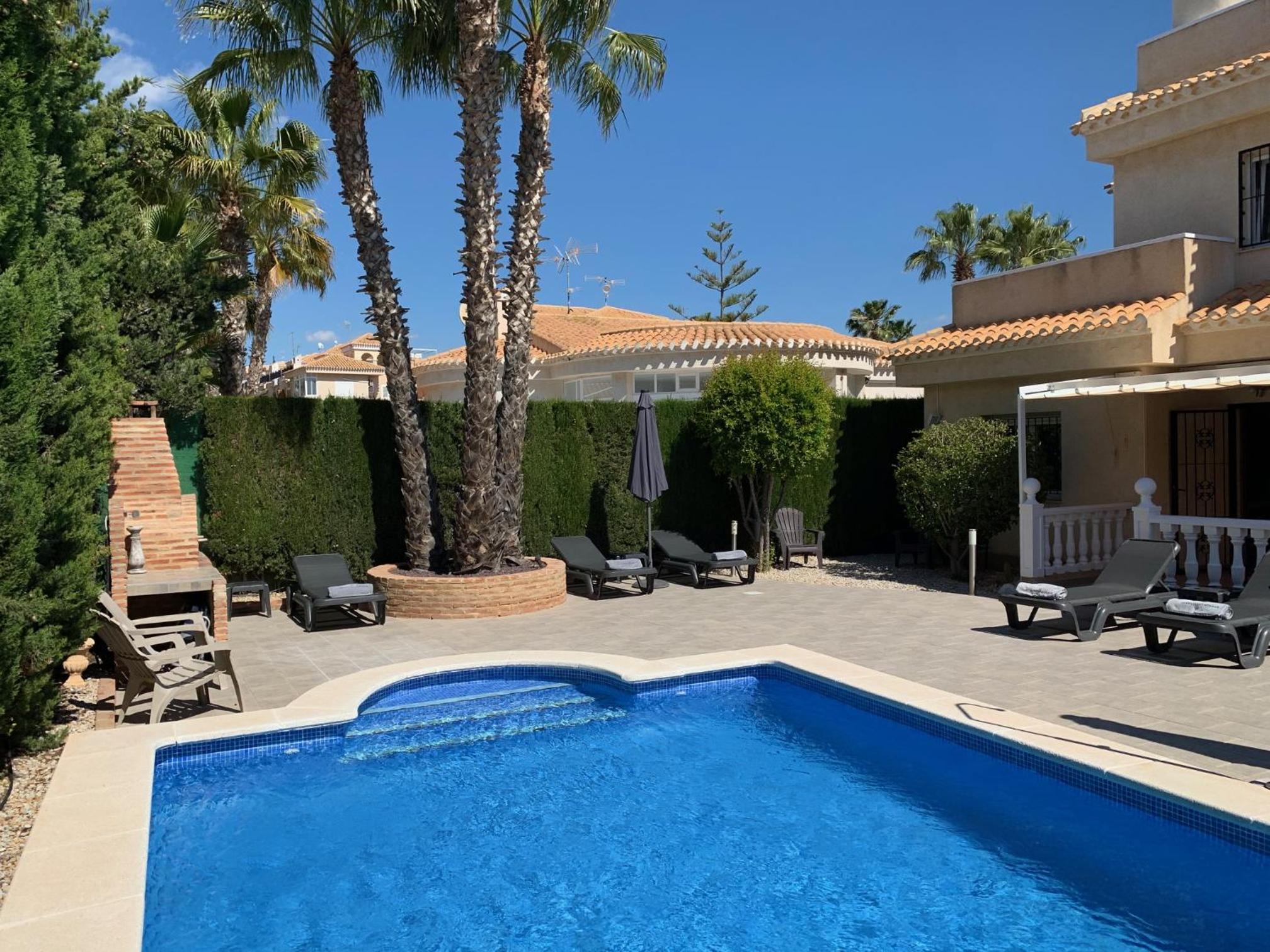 17 Vistamar Playa Flamenca view 3