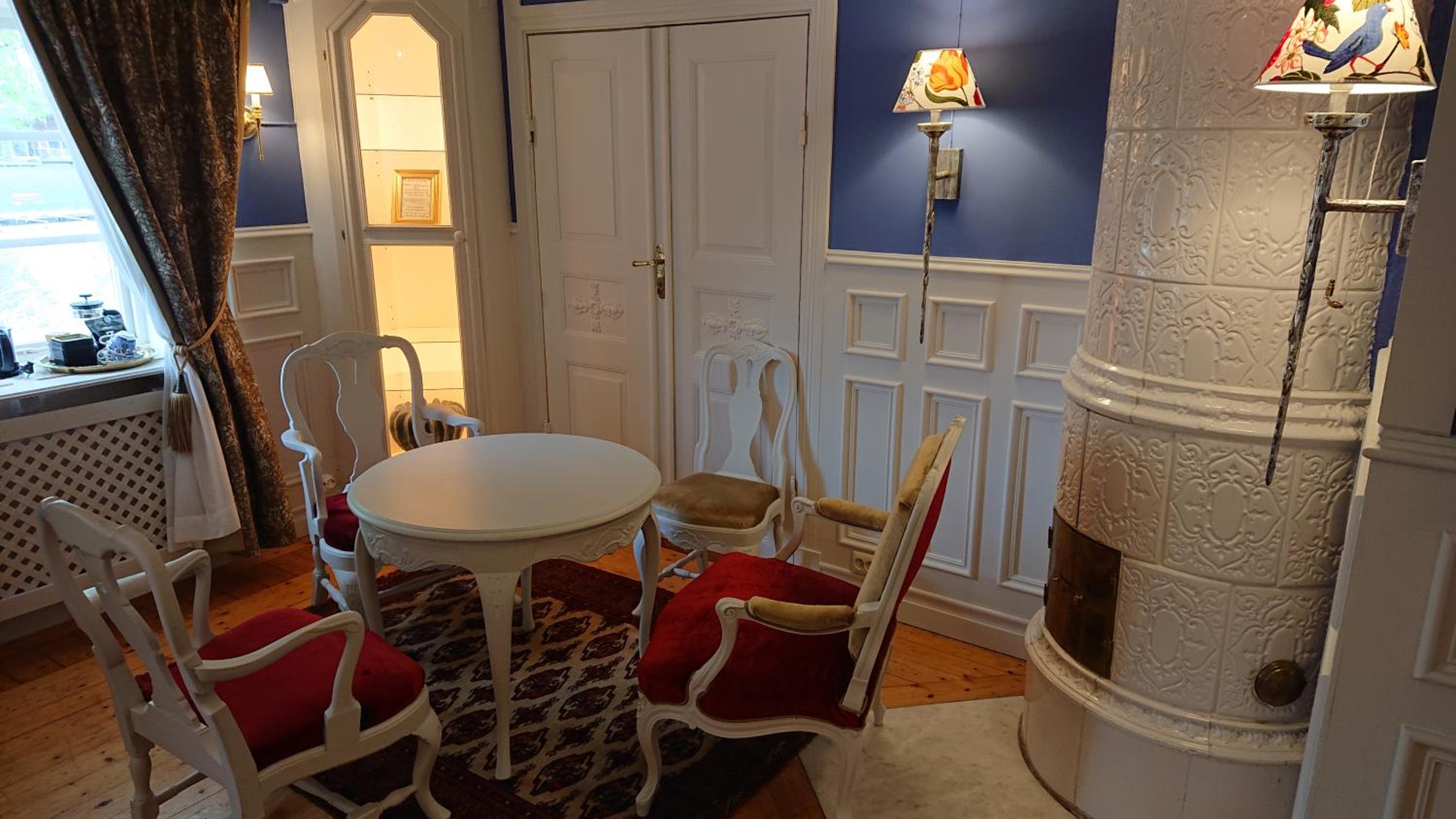 Garvaregården Hotel , B&B och Café