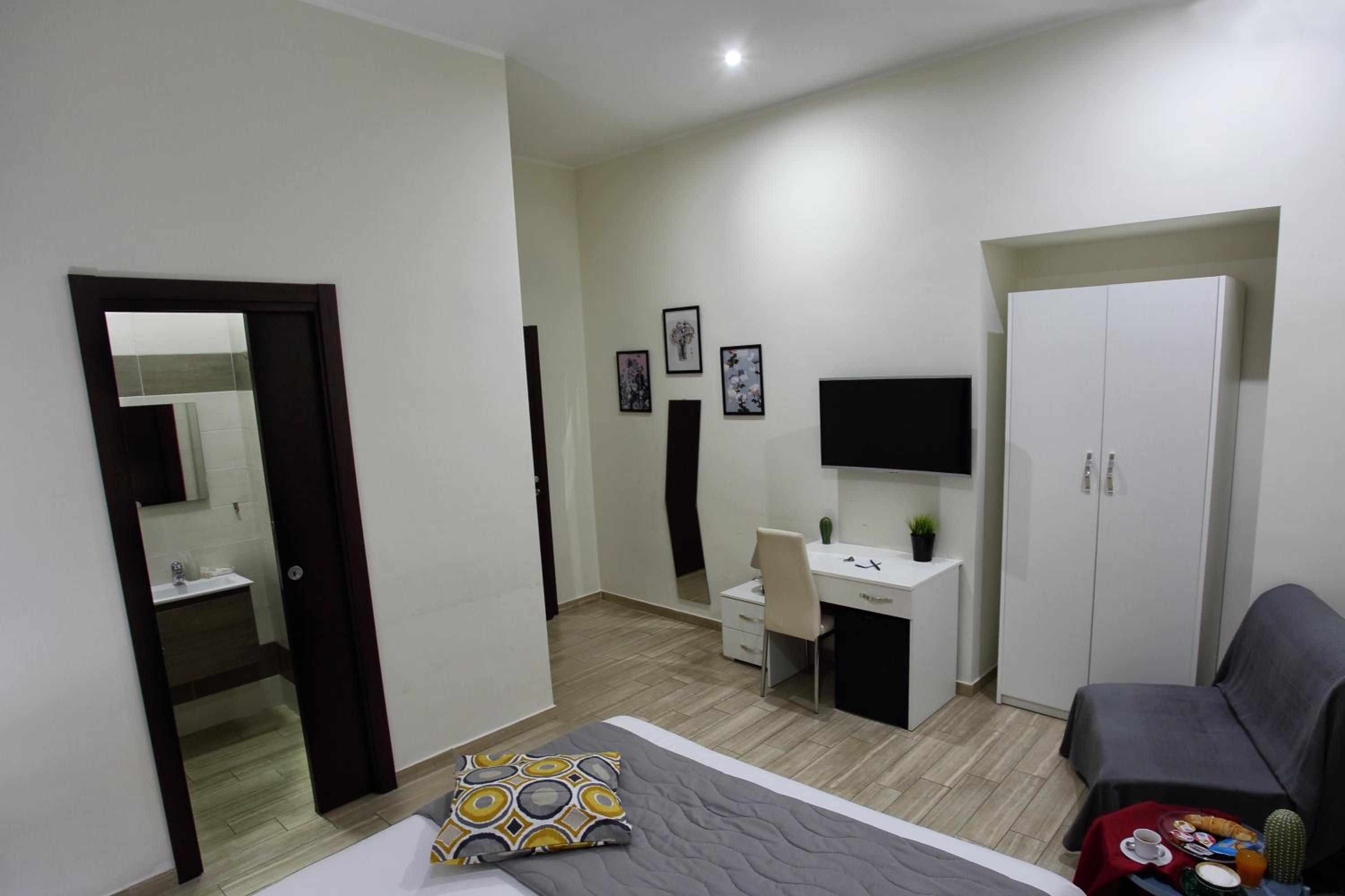 Napoli City Rooms