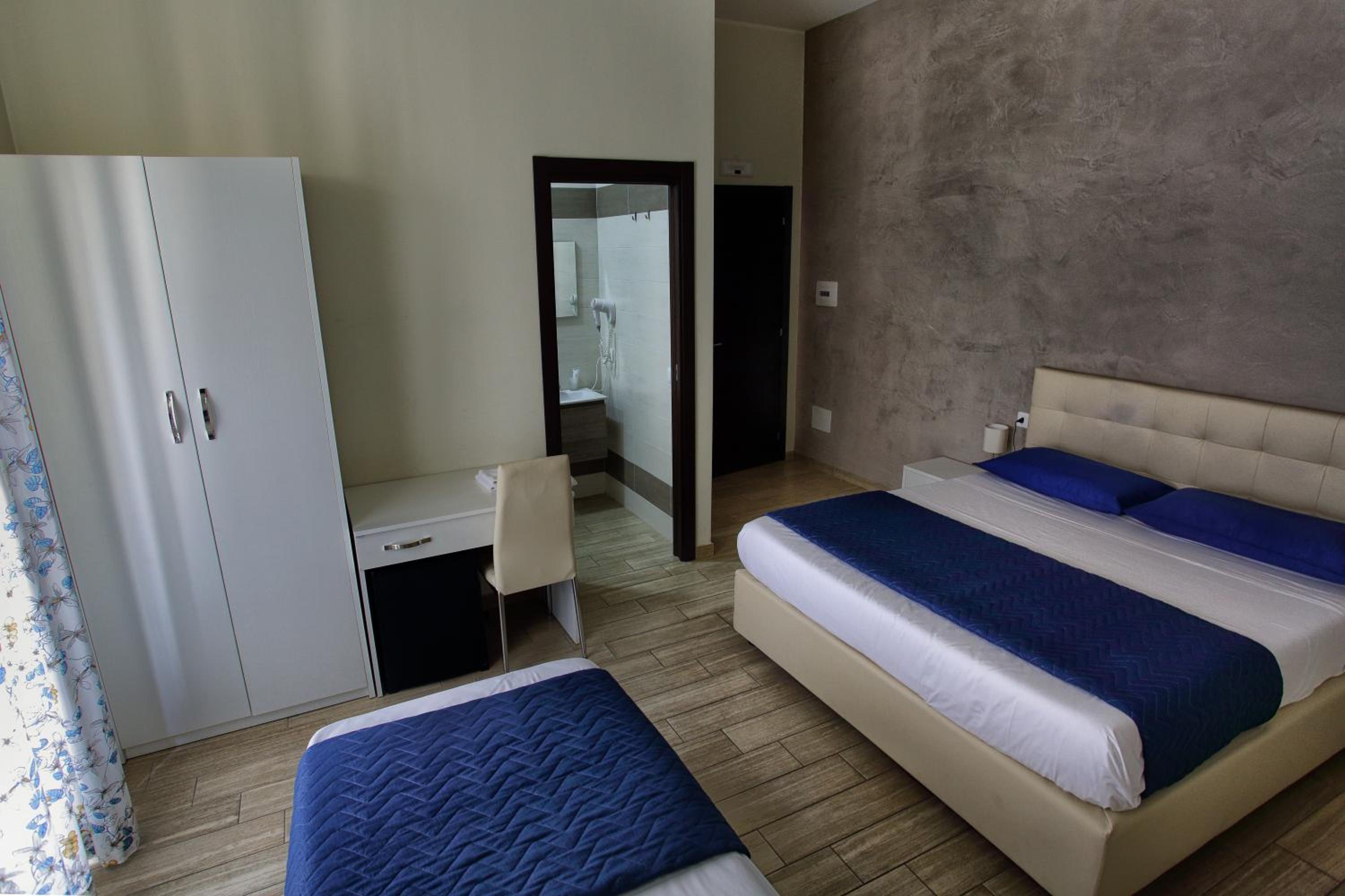 Napoli City Rooms