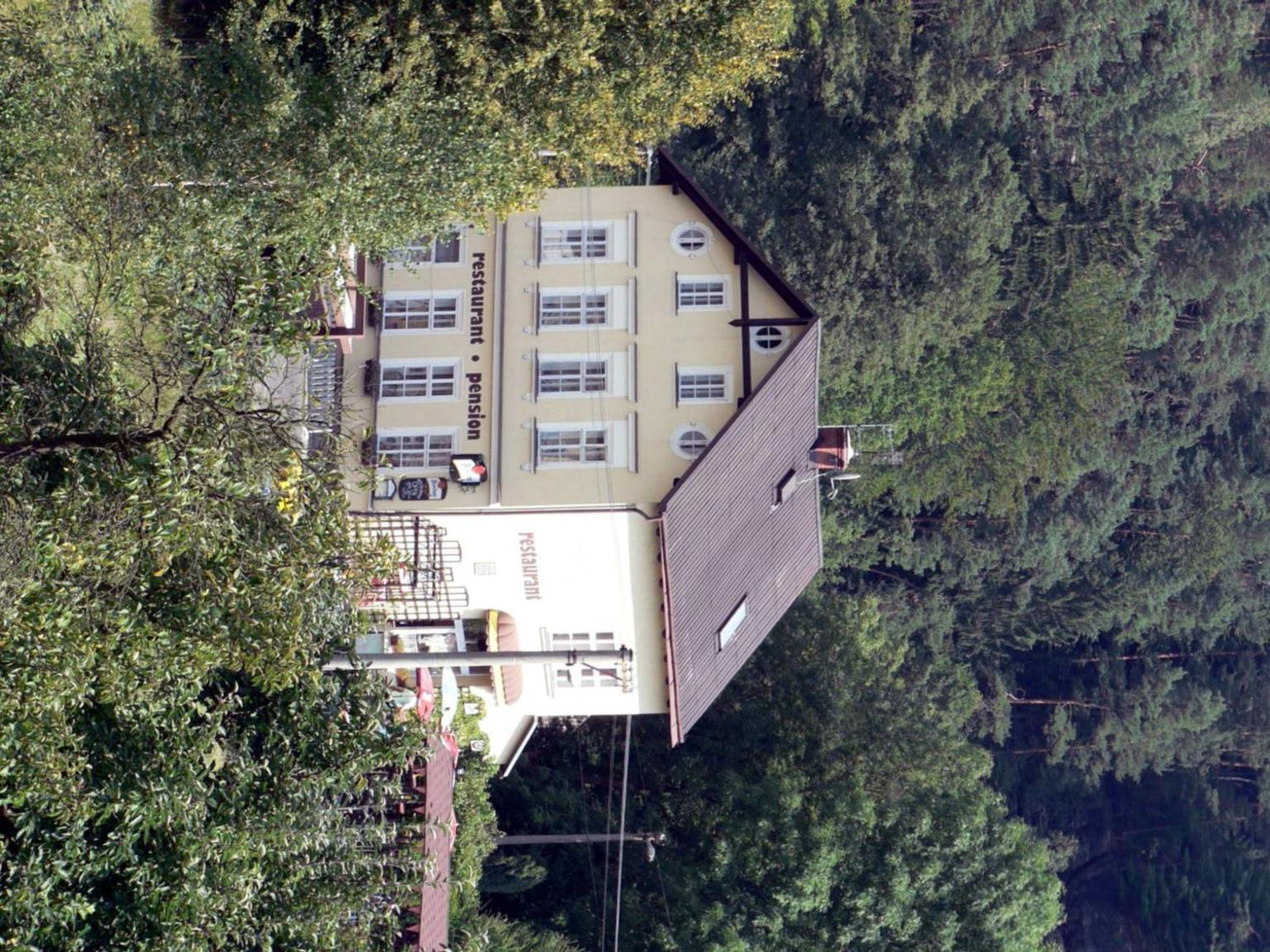 Pension a Restaurant VESNA - České Švýcarsko