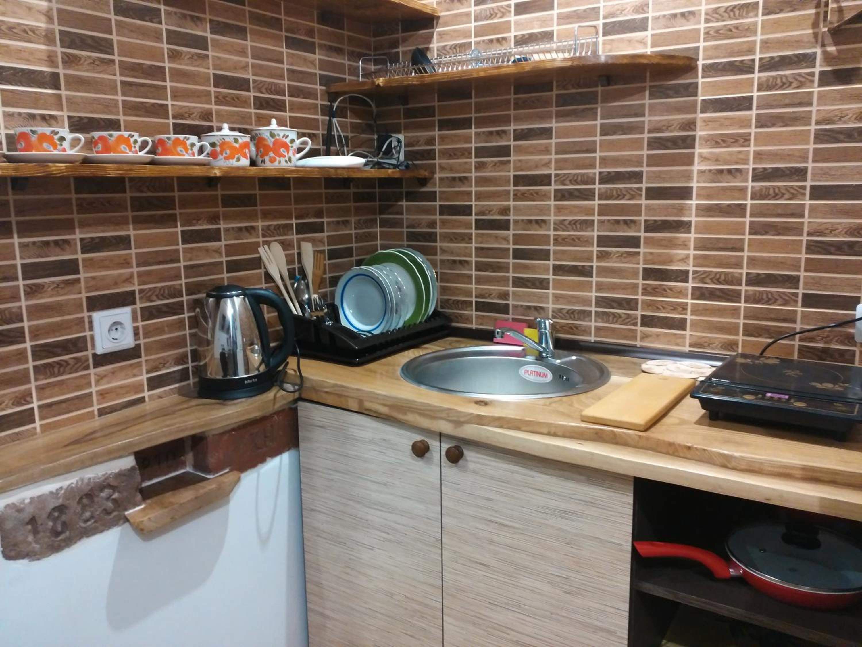Photo 9