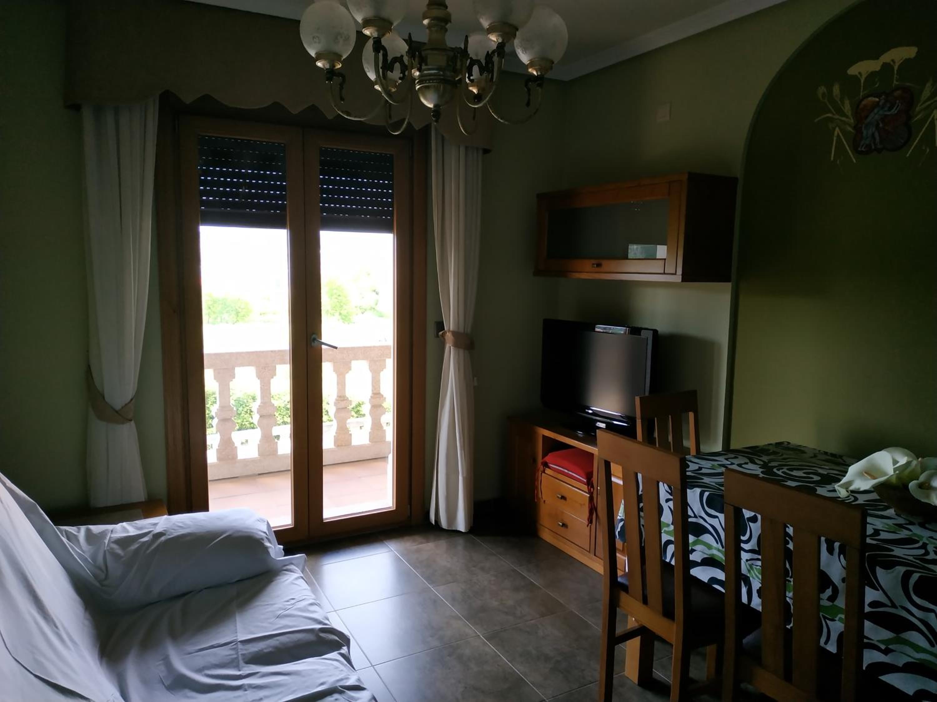 Photo 38