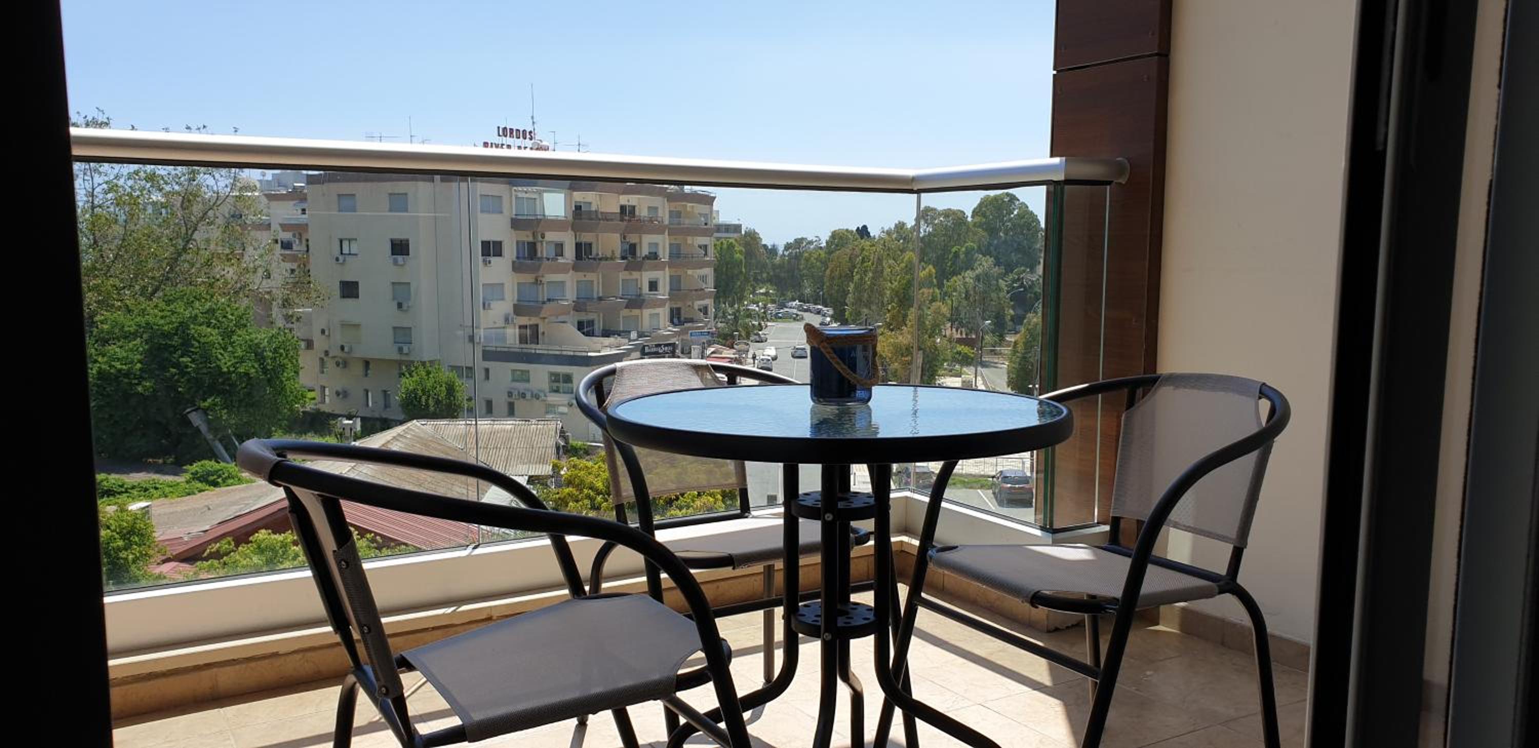 Takelena Apartments