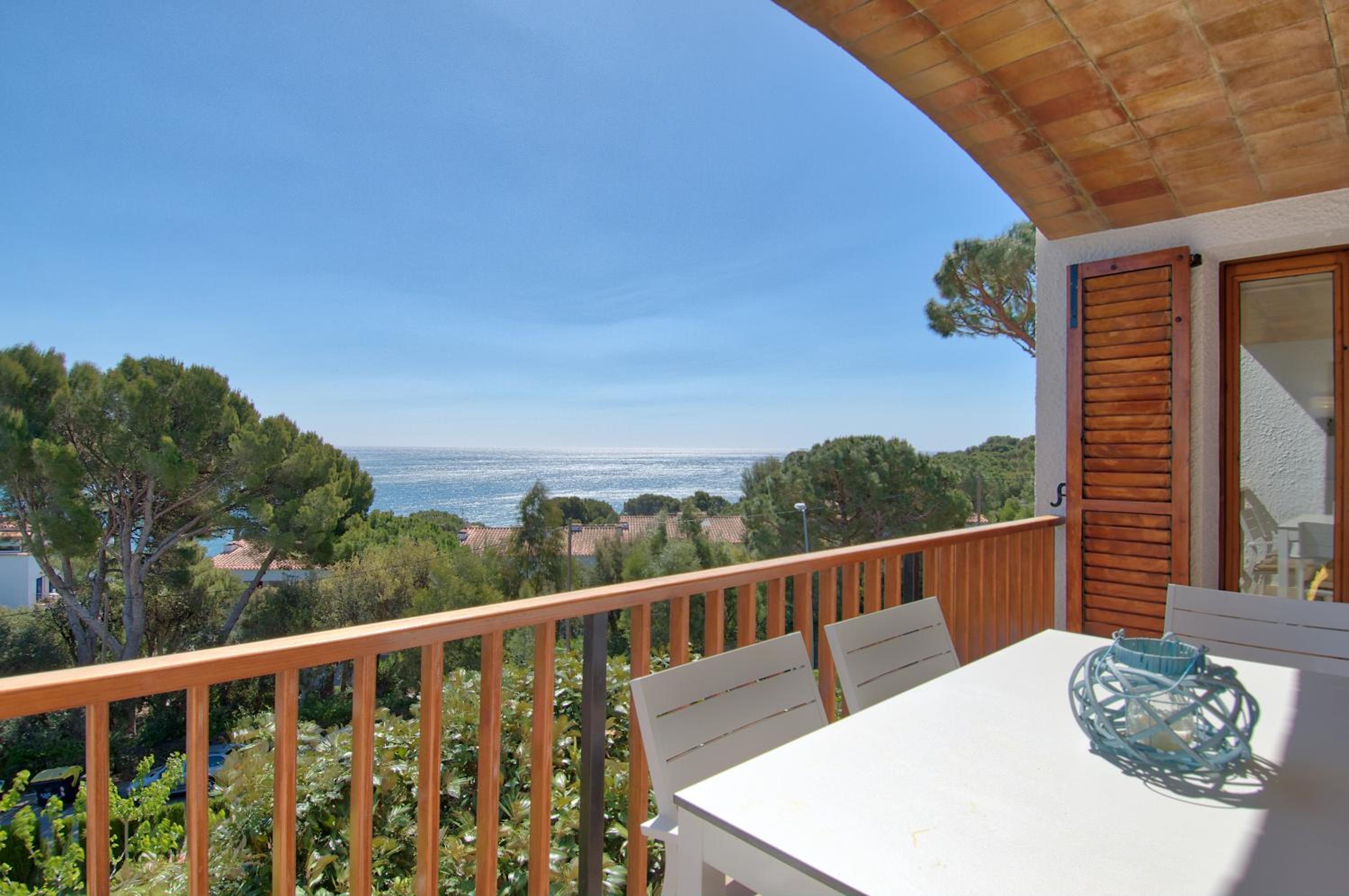 Panoramic Sea Views view 4