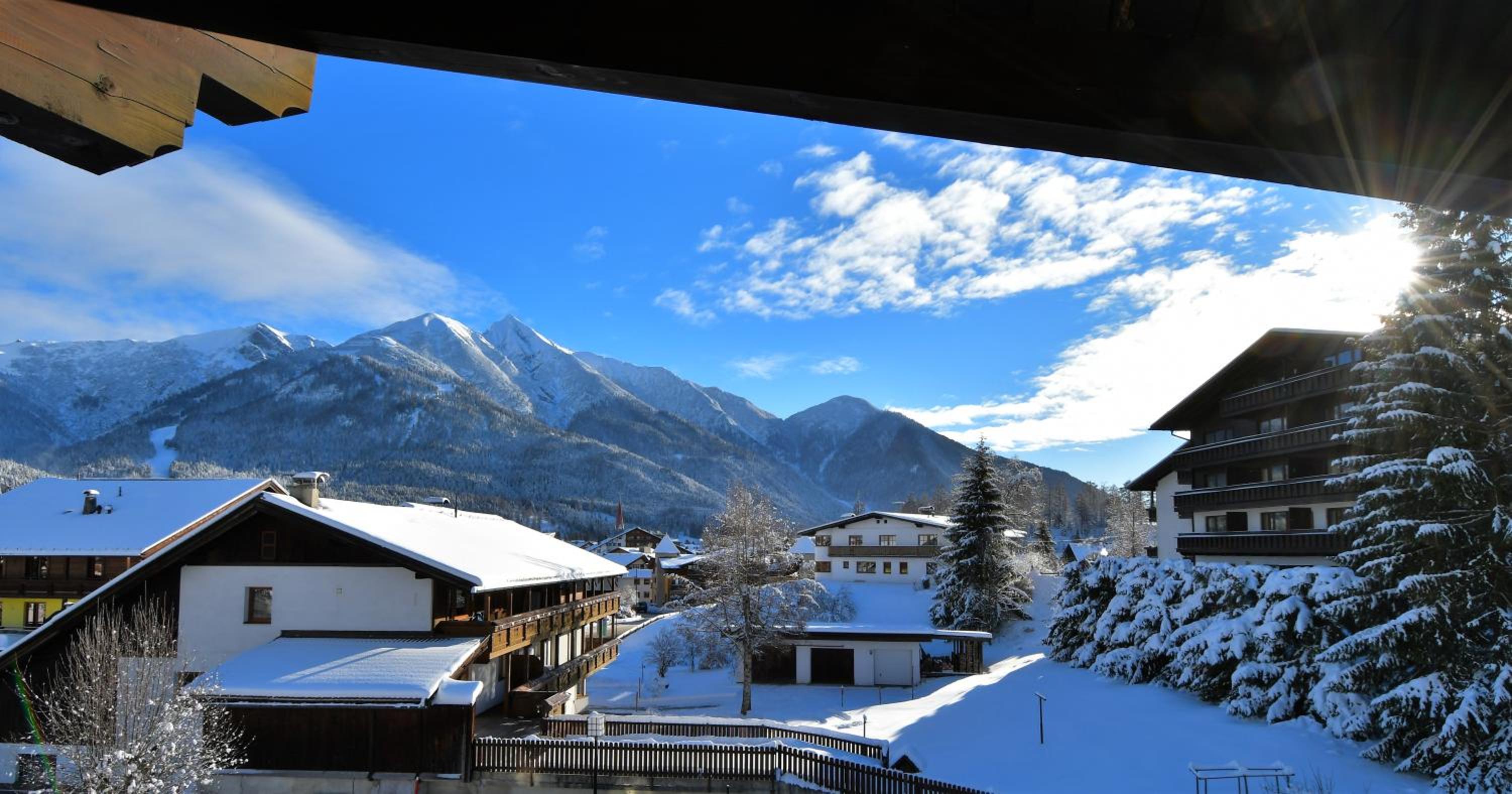 Family Friendly Chalet - Central with Beautiful Mountain Views