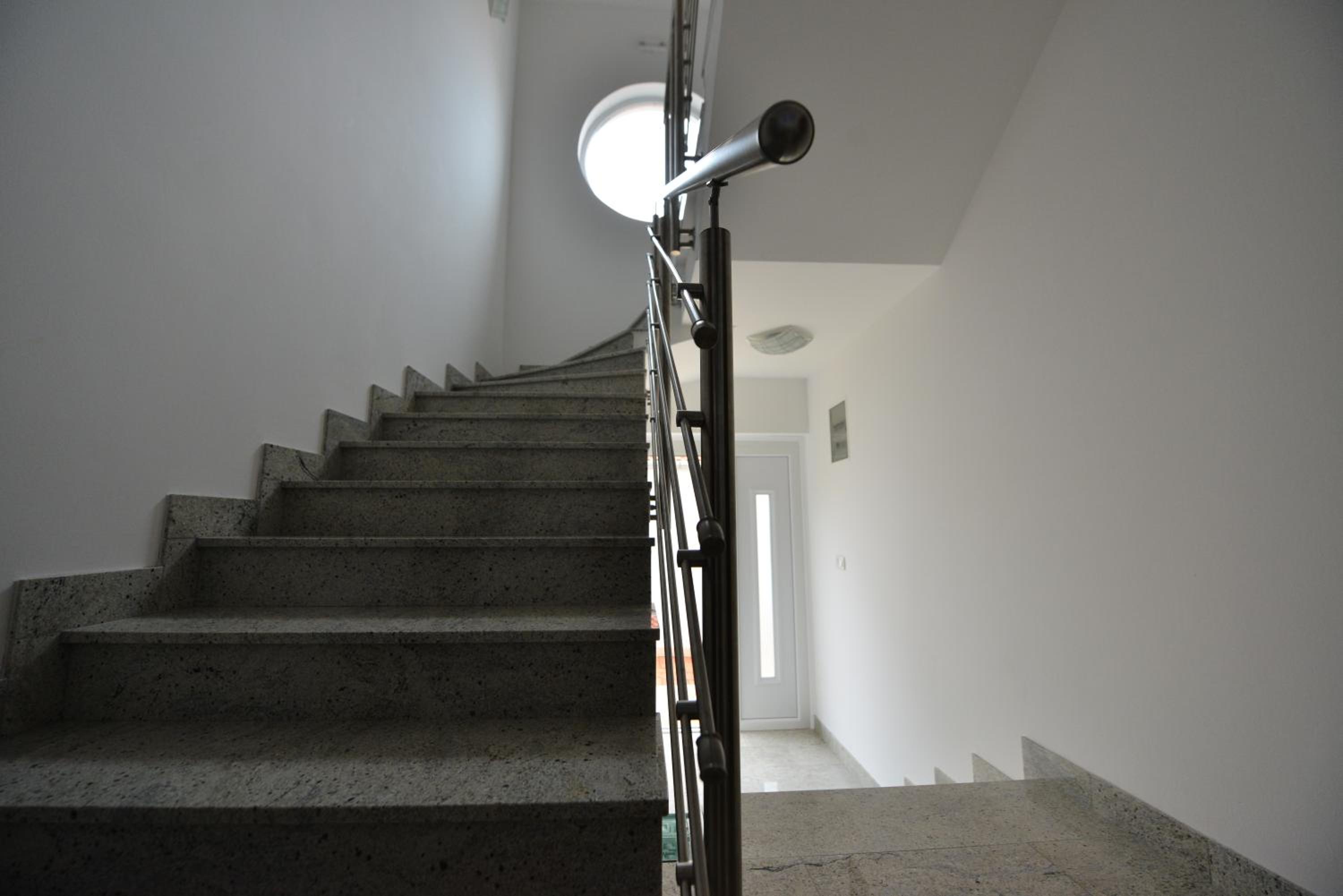 Photo 34