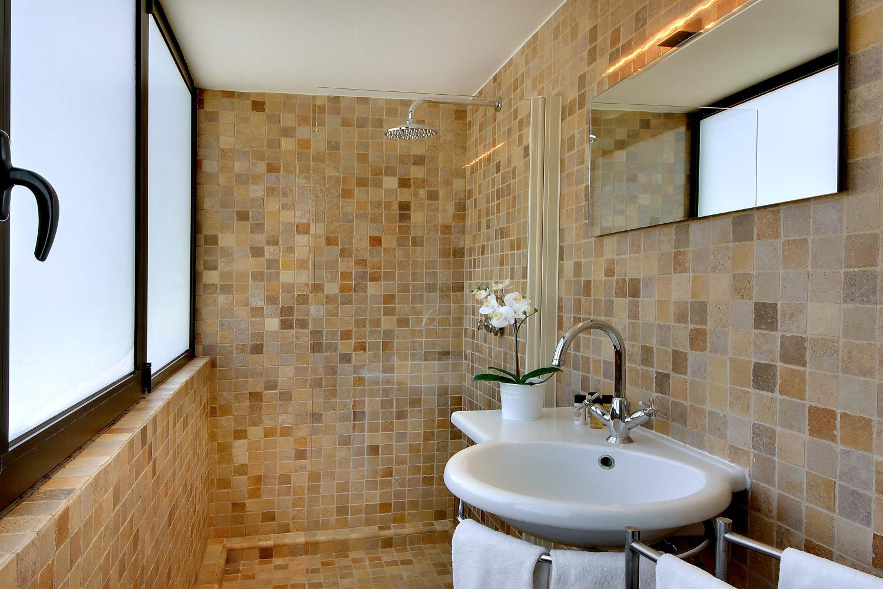 Casa Pé na Areia- Unique Spot- Beach front by DreamvillasAlbufeira photo 5