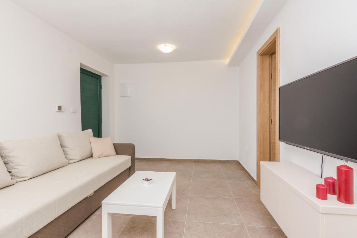Apartmani Mustaća dvori view 4