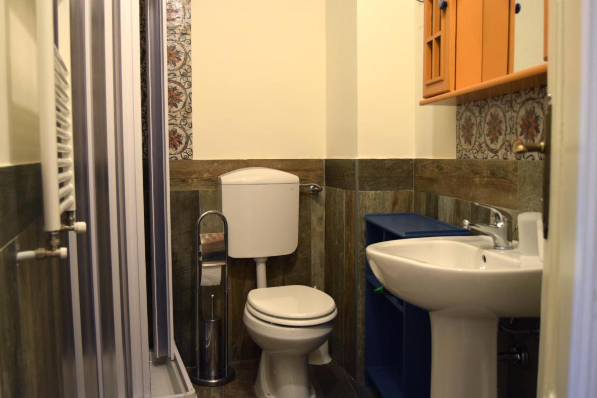 Al Teatro Biondo Guest House photo 5