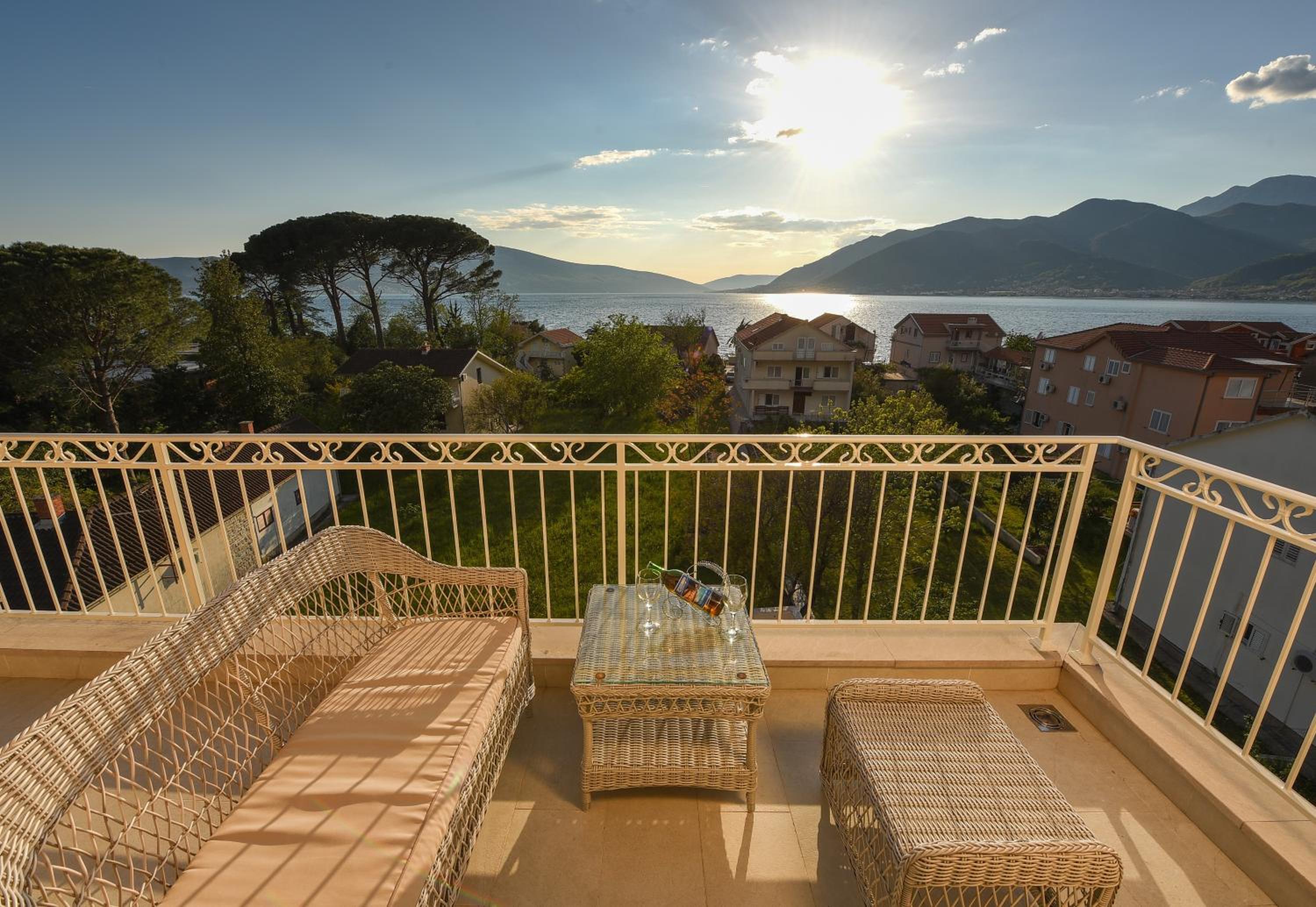 Sea Point Apartments Tivat view 2