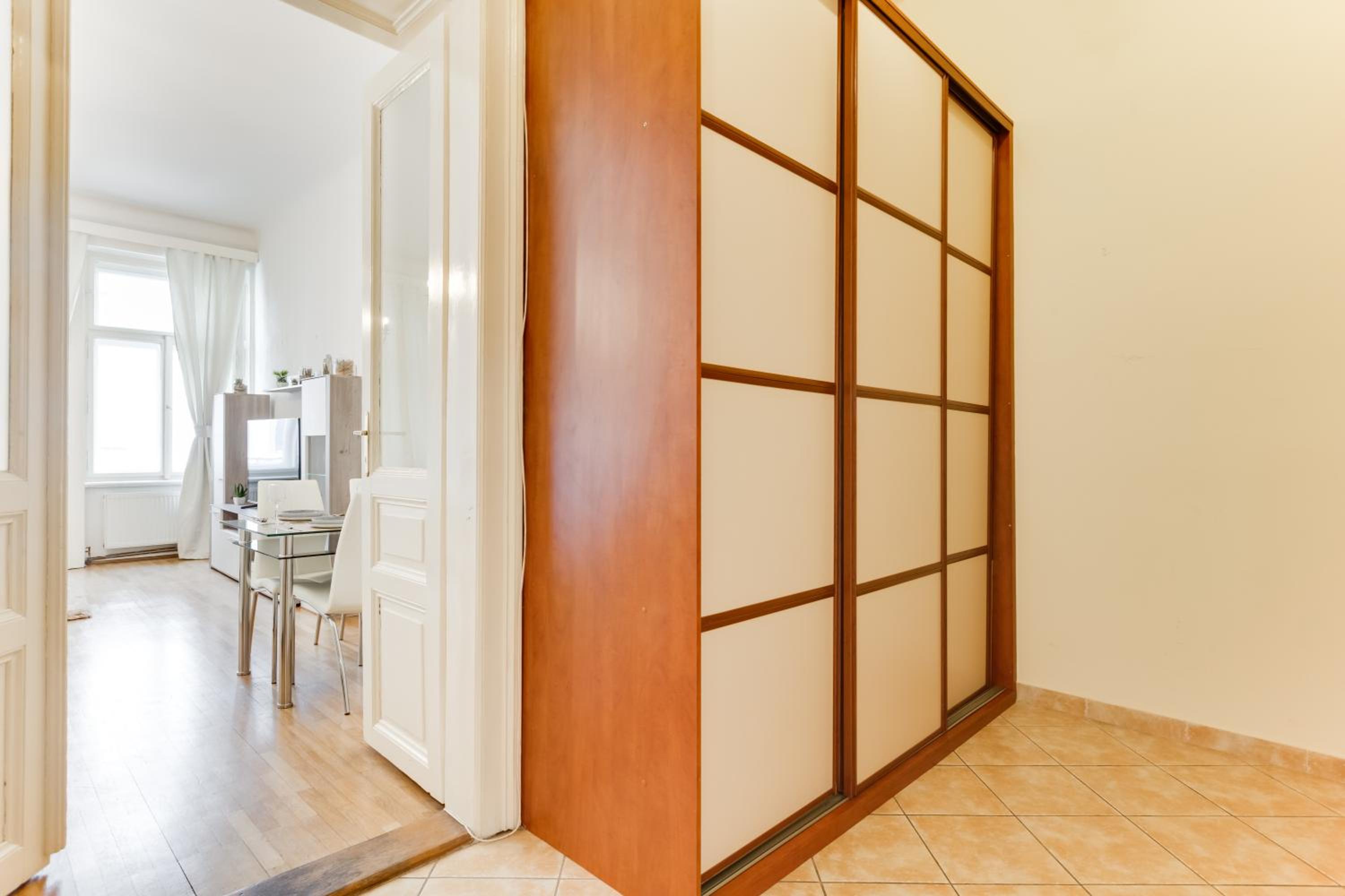 Diamond Riverside Apartment in the Heart of Prague