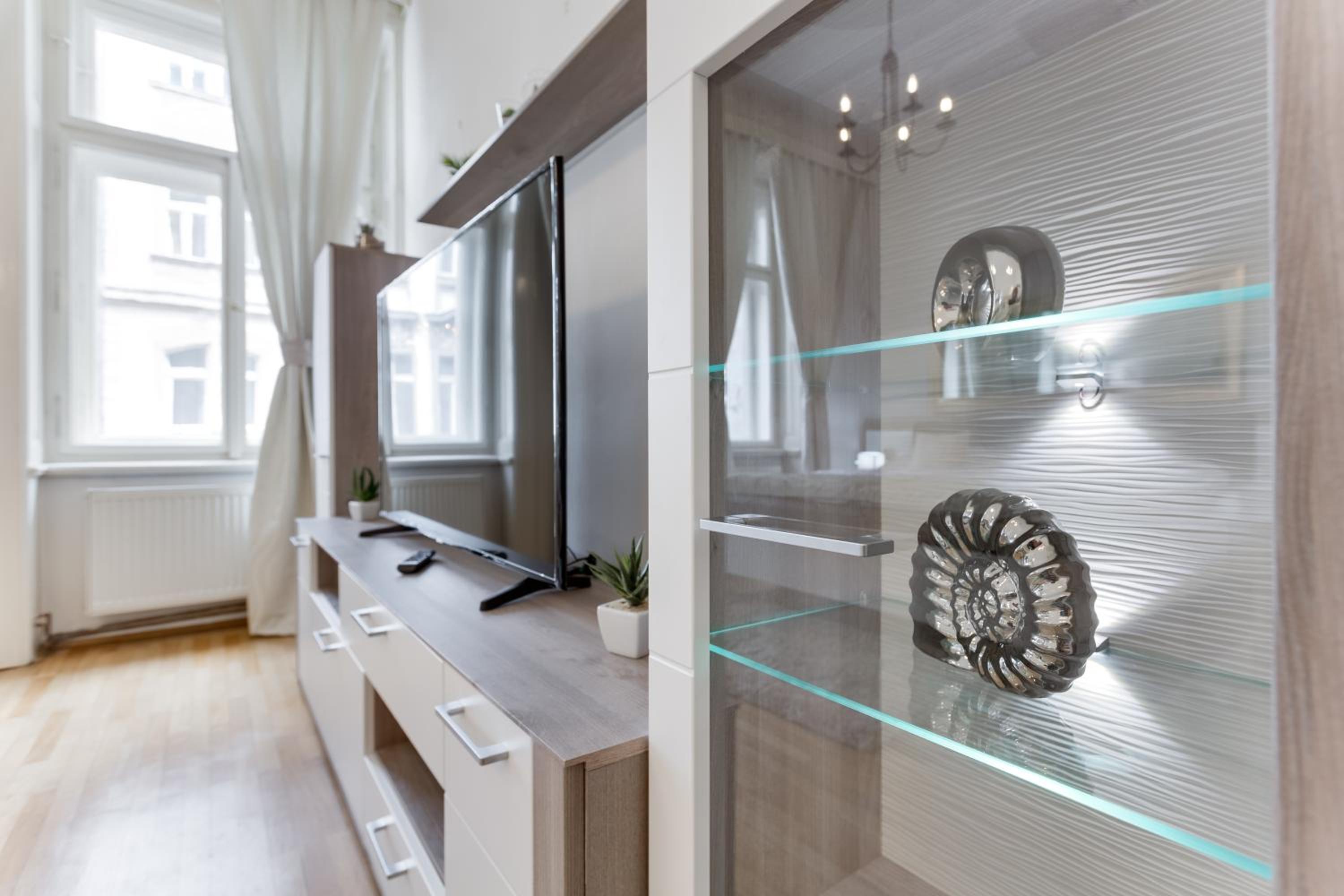 Diamond Riverside Apartment in the Heart of Prague