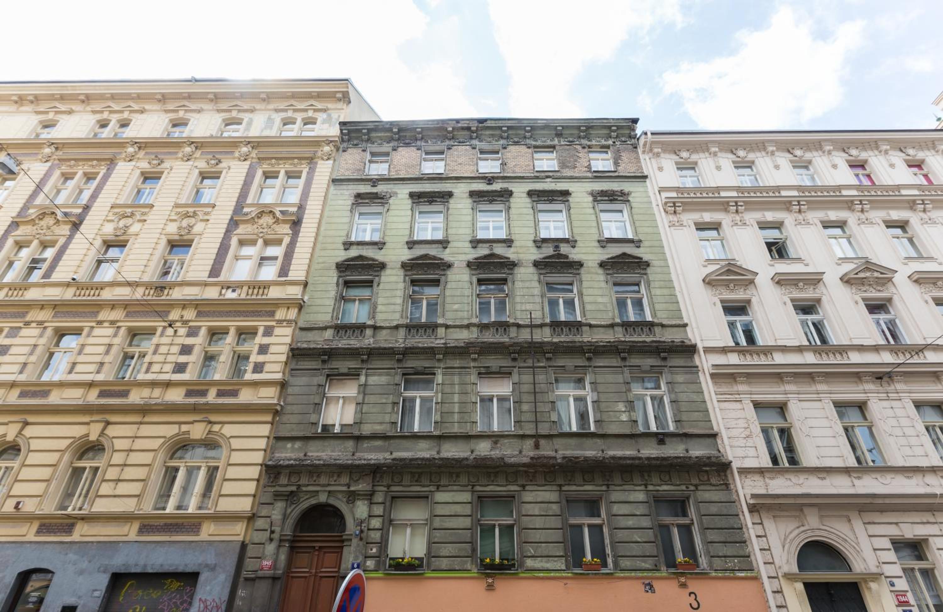 Diamond Riverside Apartment in the Heart of Prague
