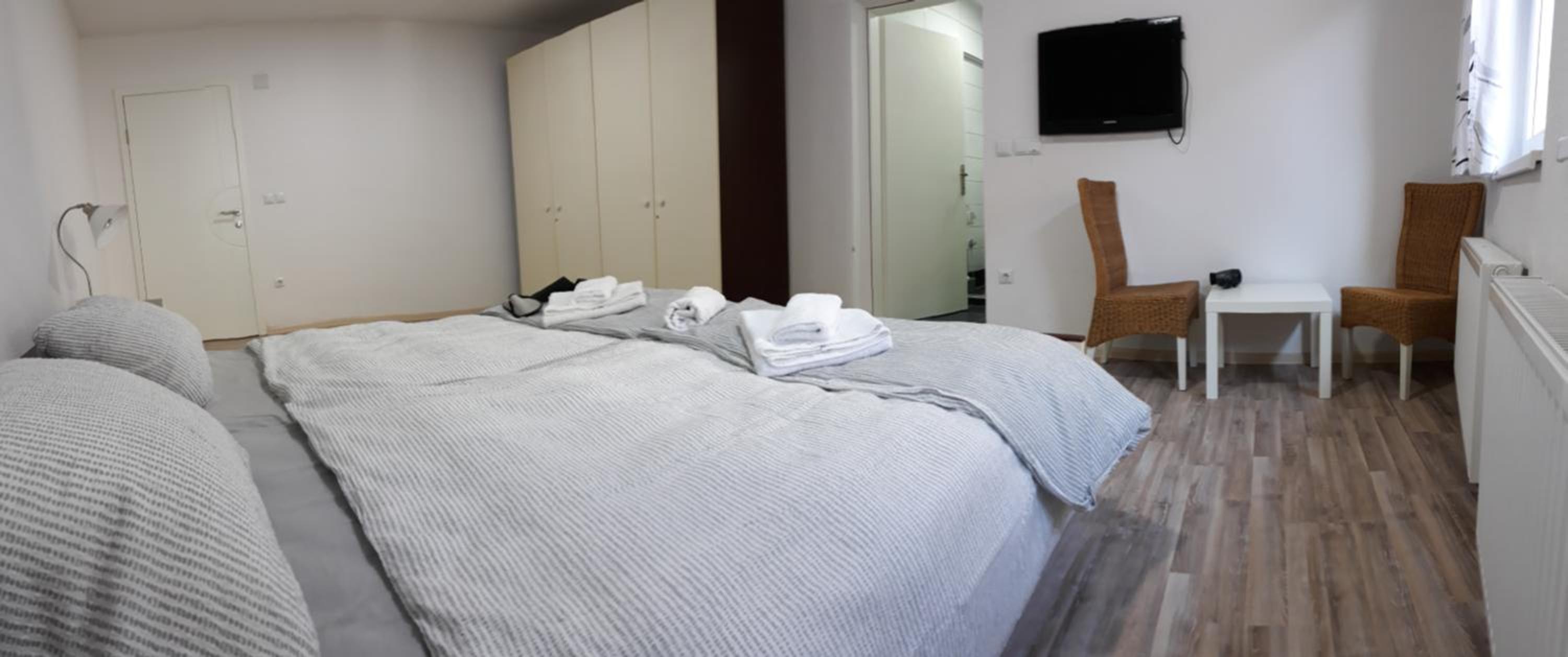 Apartments&Rooms Mido