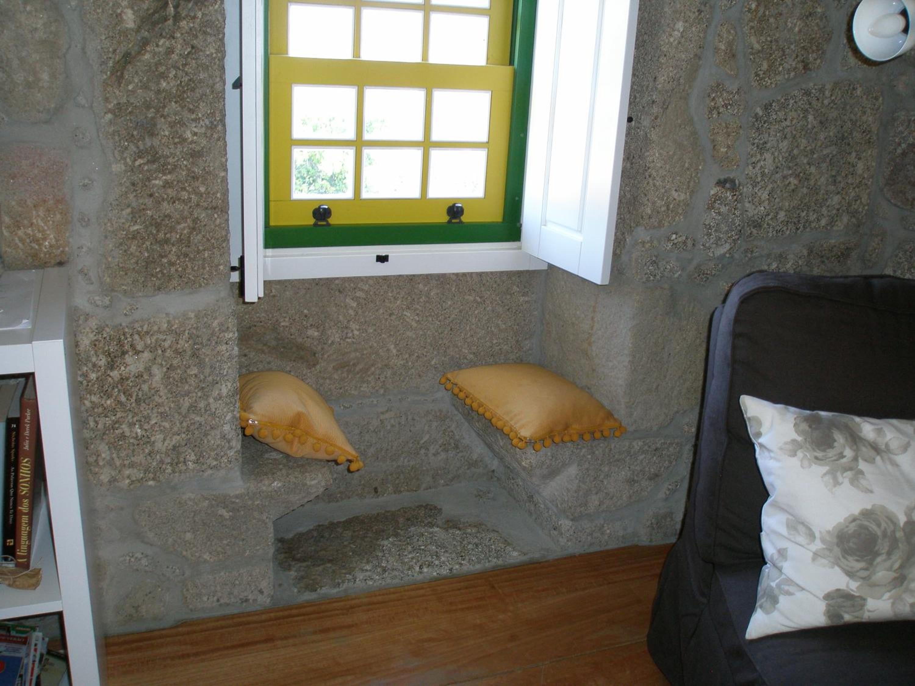 Photo 33