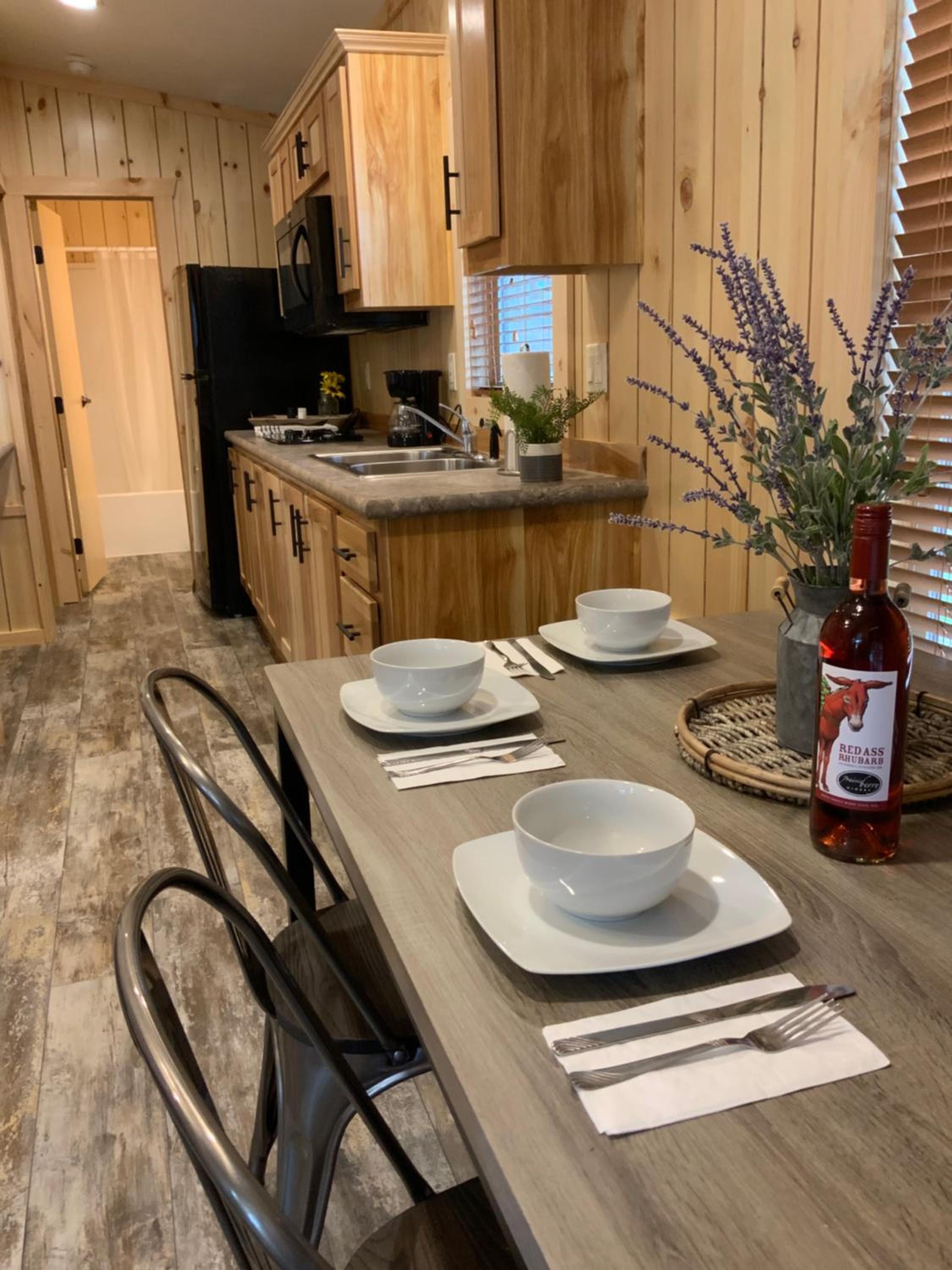 Rockerville Lodge & Cabins