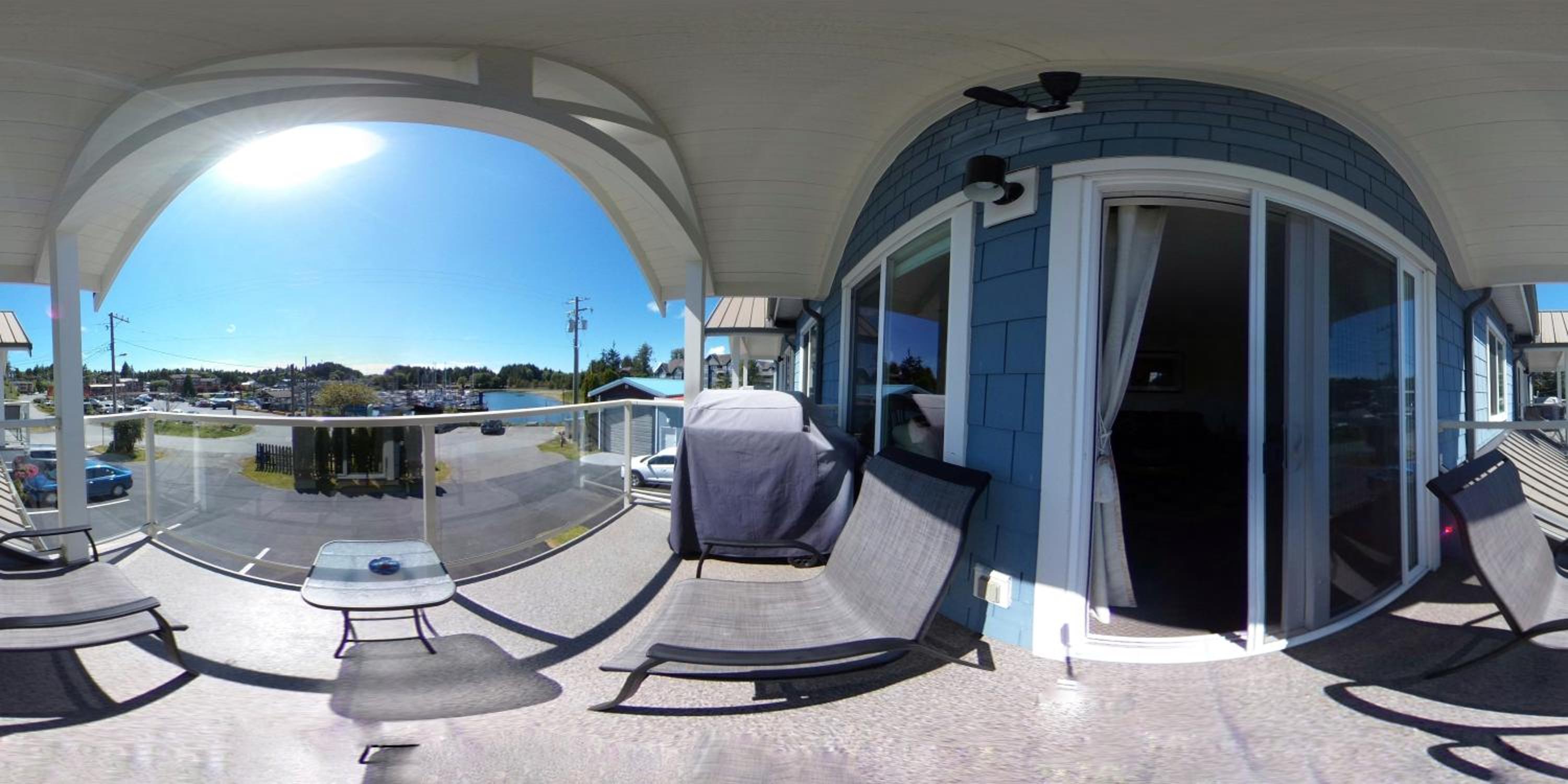 Bayshore Waterfront Inn