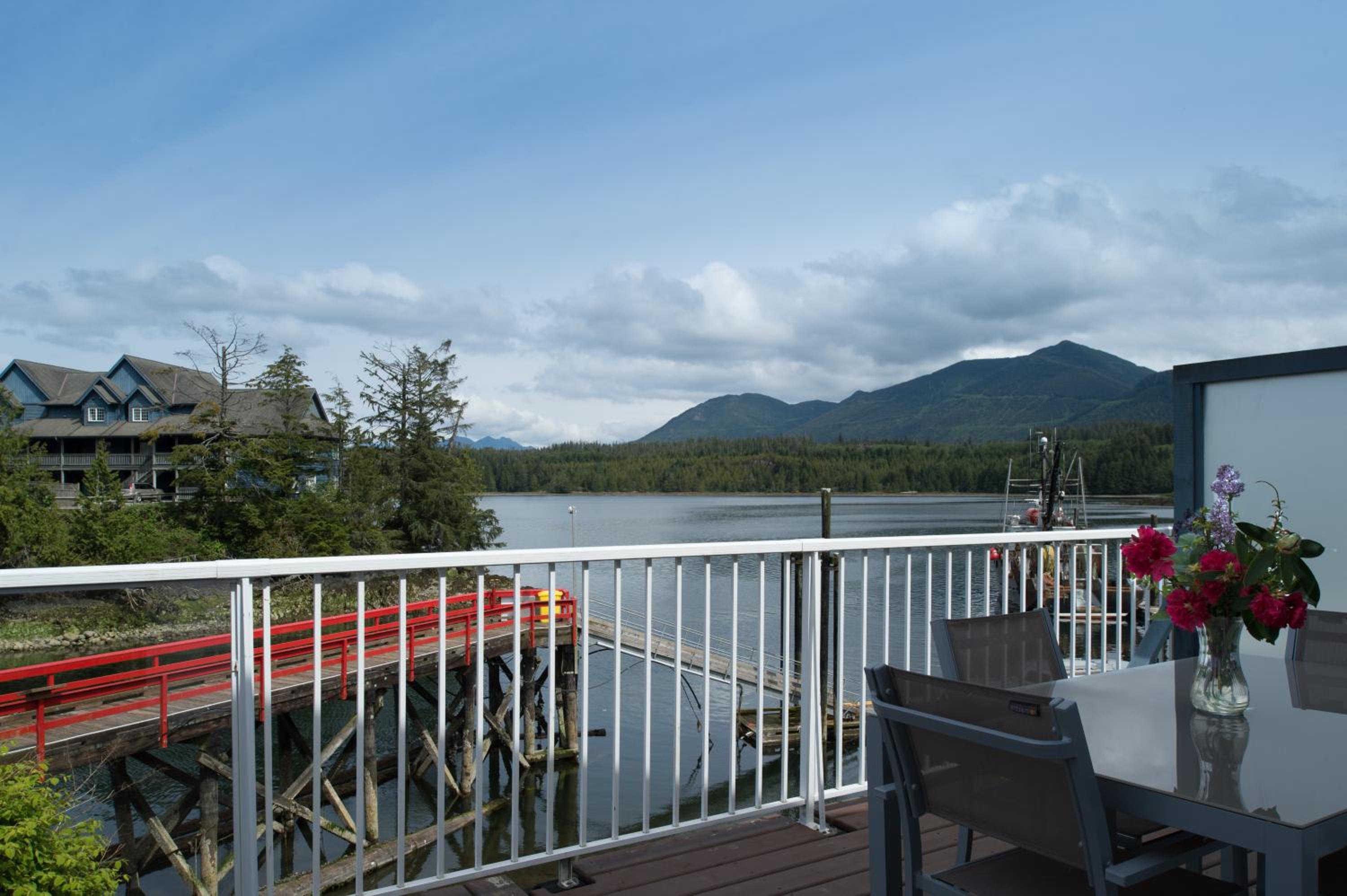 Bayshore Waterfront Inn - Image 3