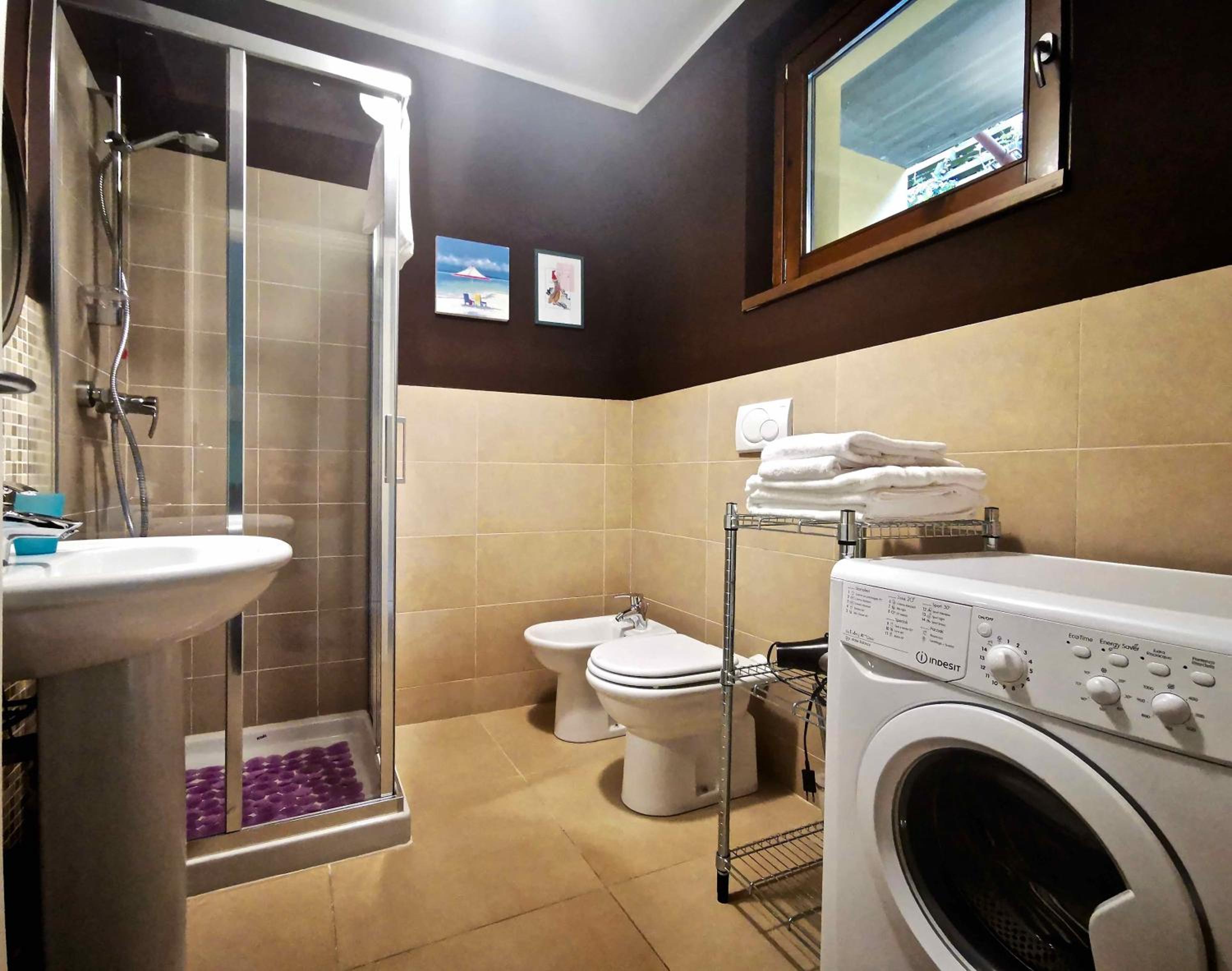 Photo 24