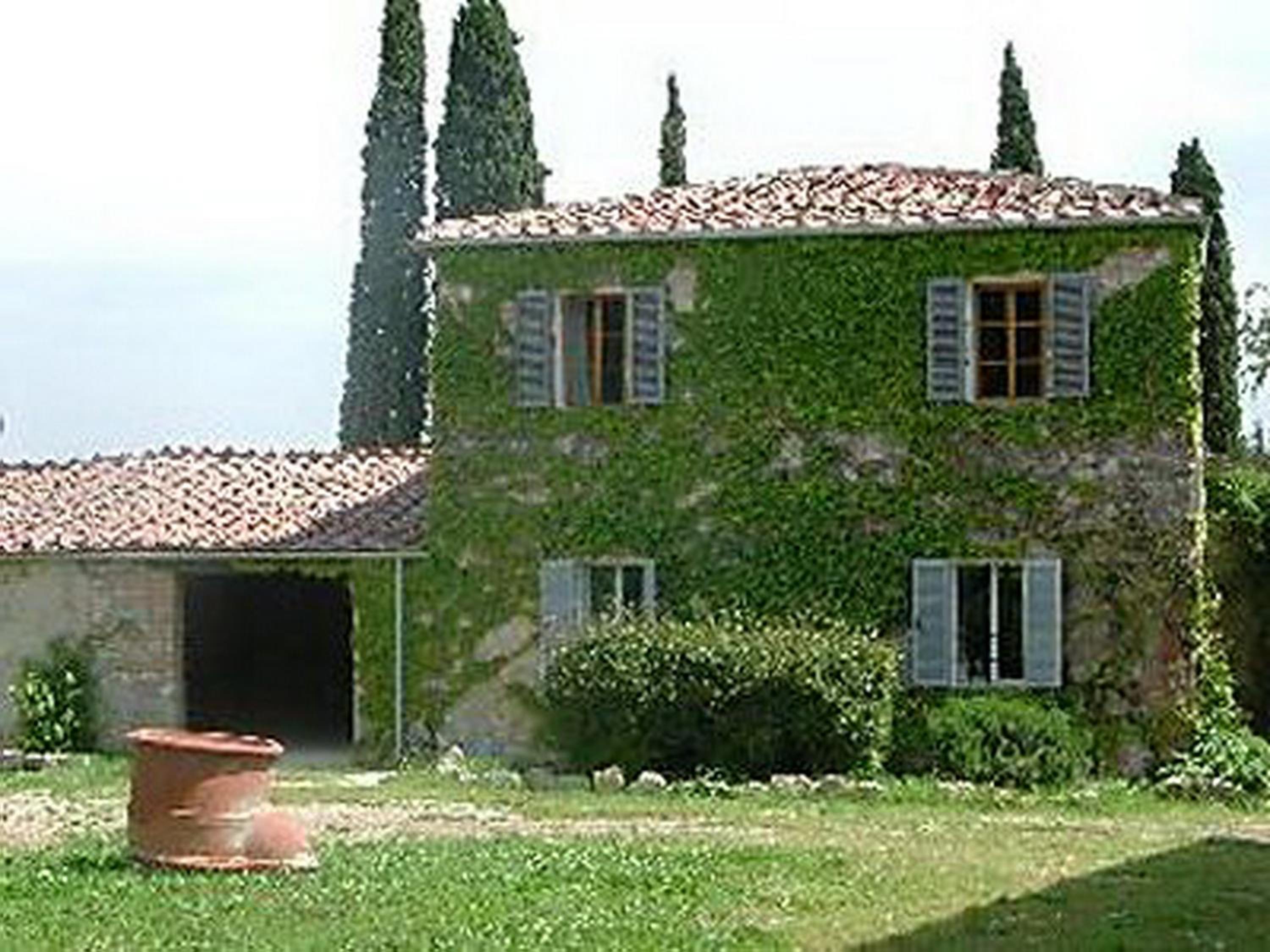 Castello di Grotti view 4