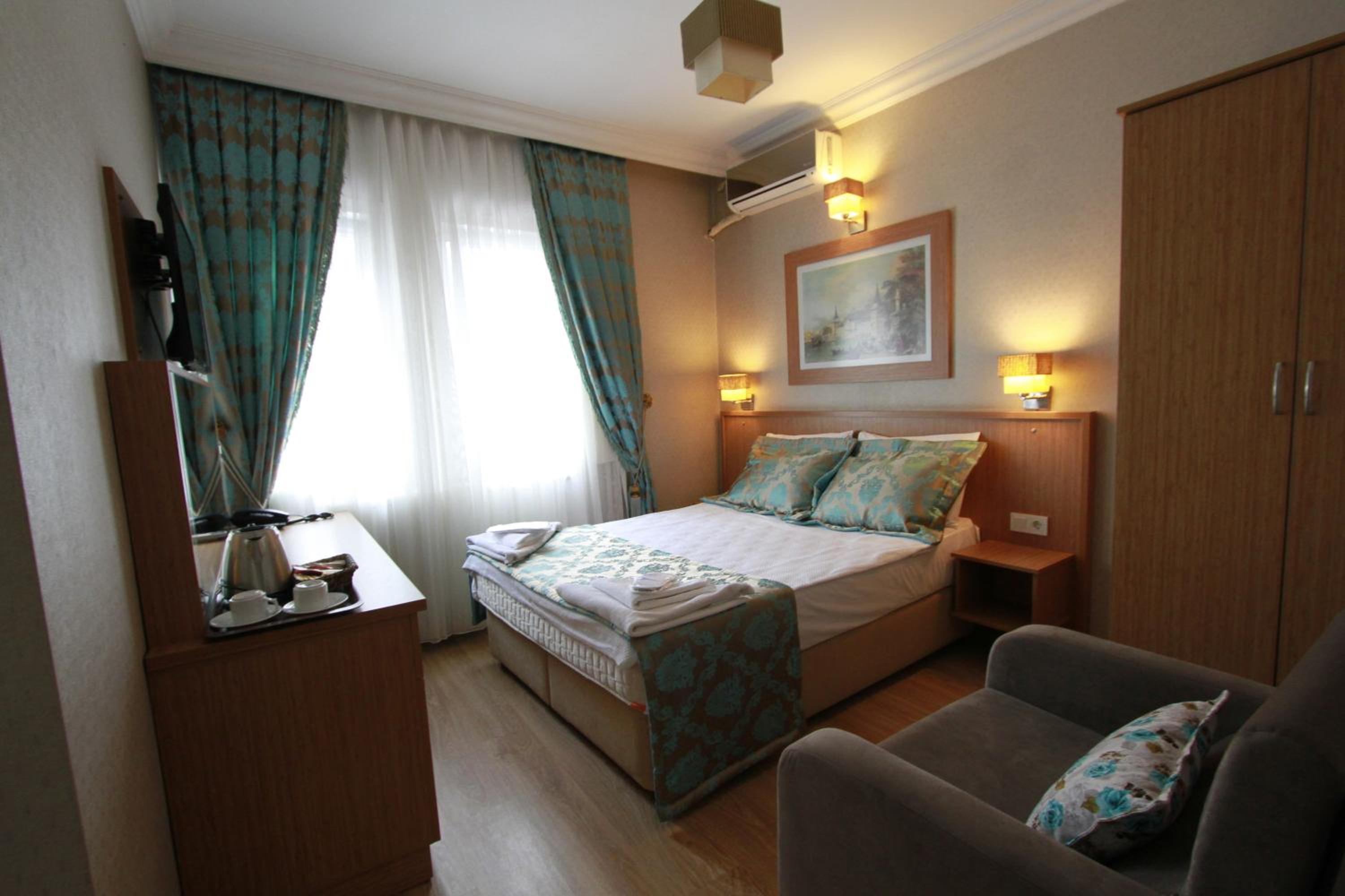 Agora Boutique Hotel & Bistro - Image 44