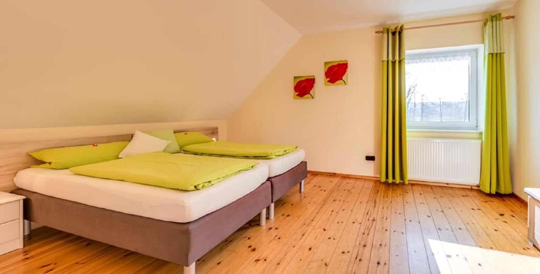 Bartlhof-Ferienwohnungen-Zimmer