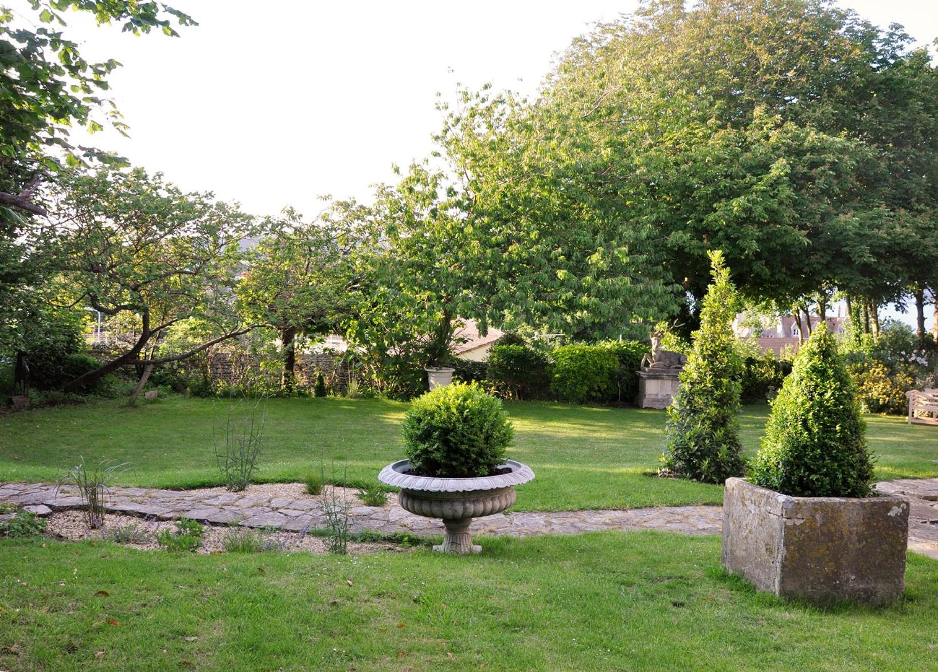 Photo 32