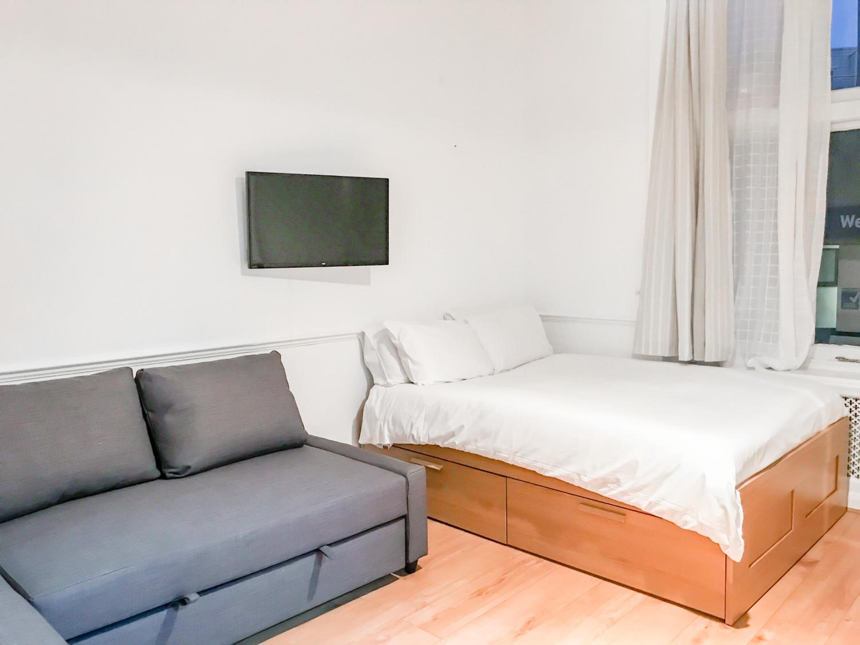Knightsbridge Apartments