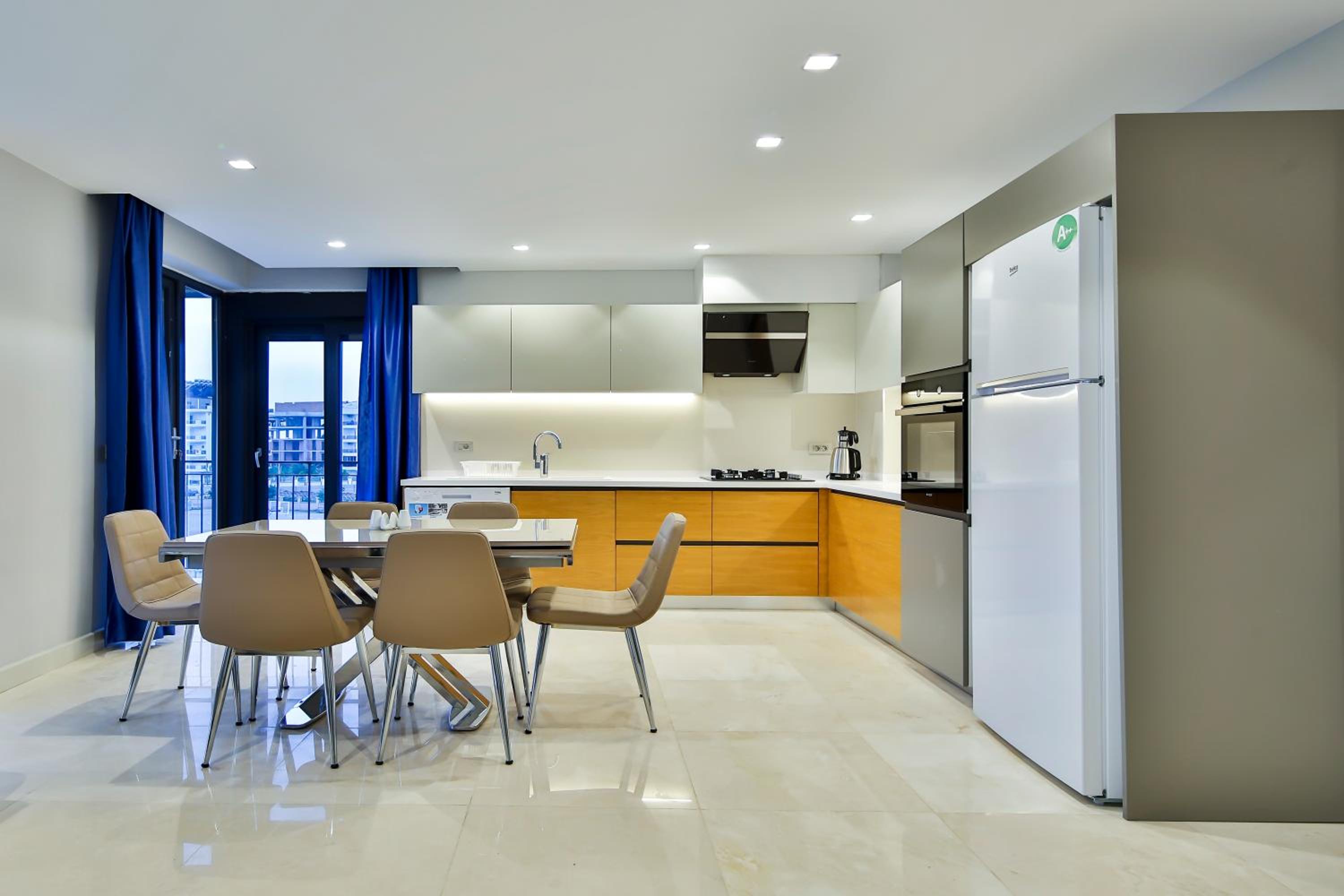 MENE SUITES - Image 20