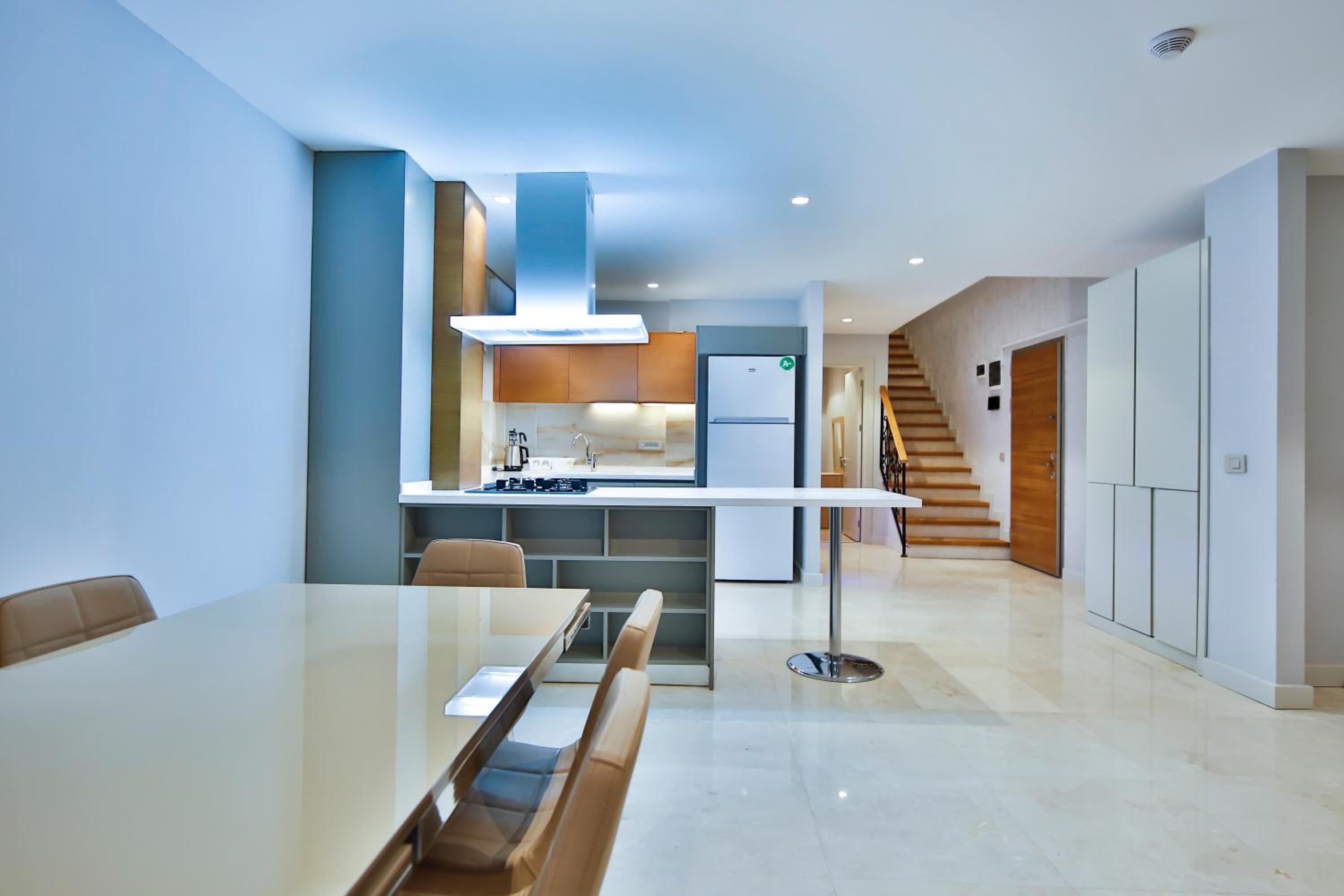 MENE SUITES - Image 63