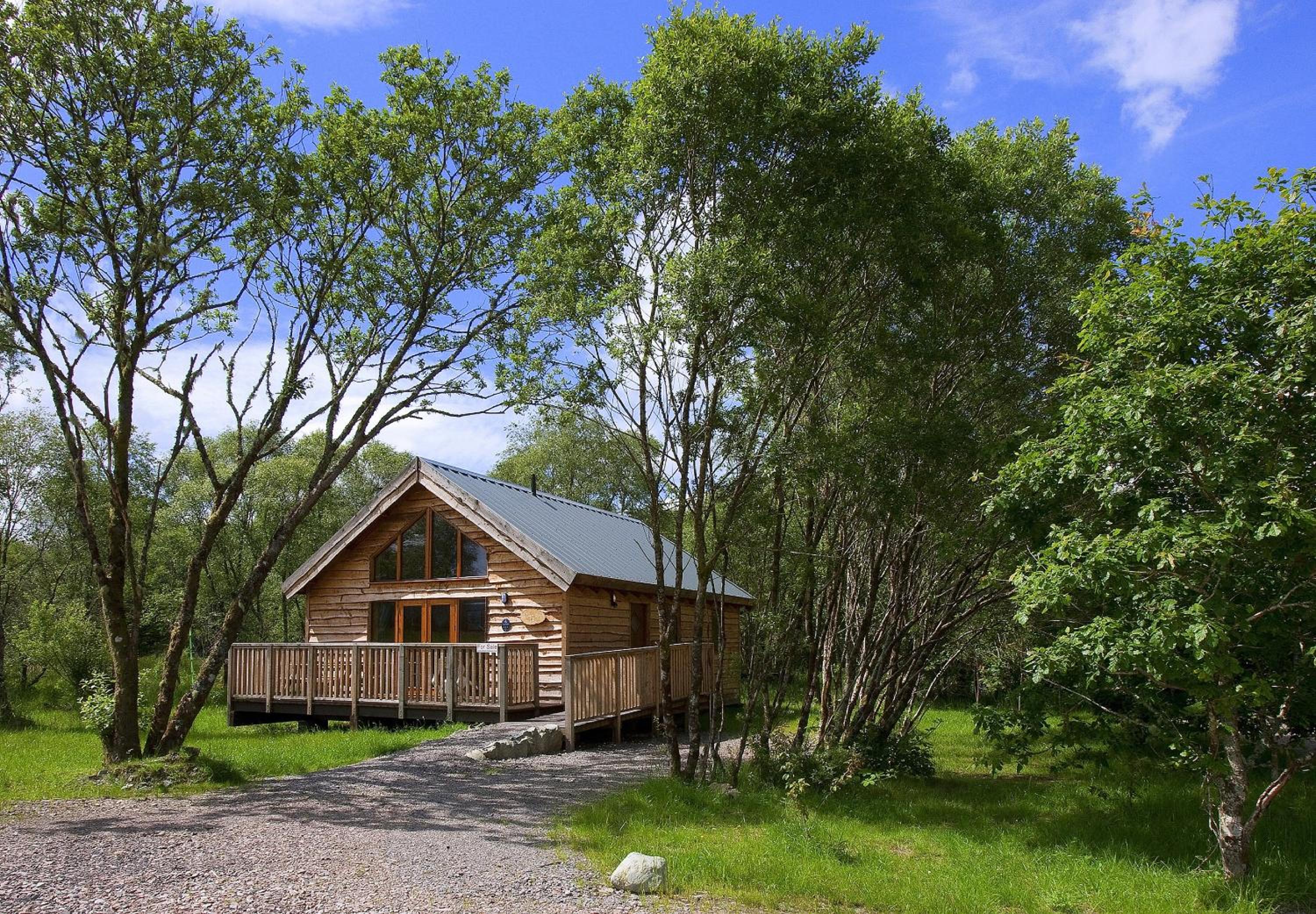 Hotel Loch Aweside Forest Cabins