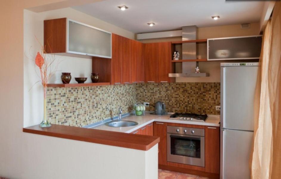 Modern Apartment with Panoramic View near Metro 23August view 3