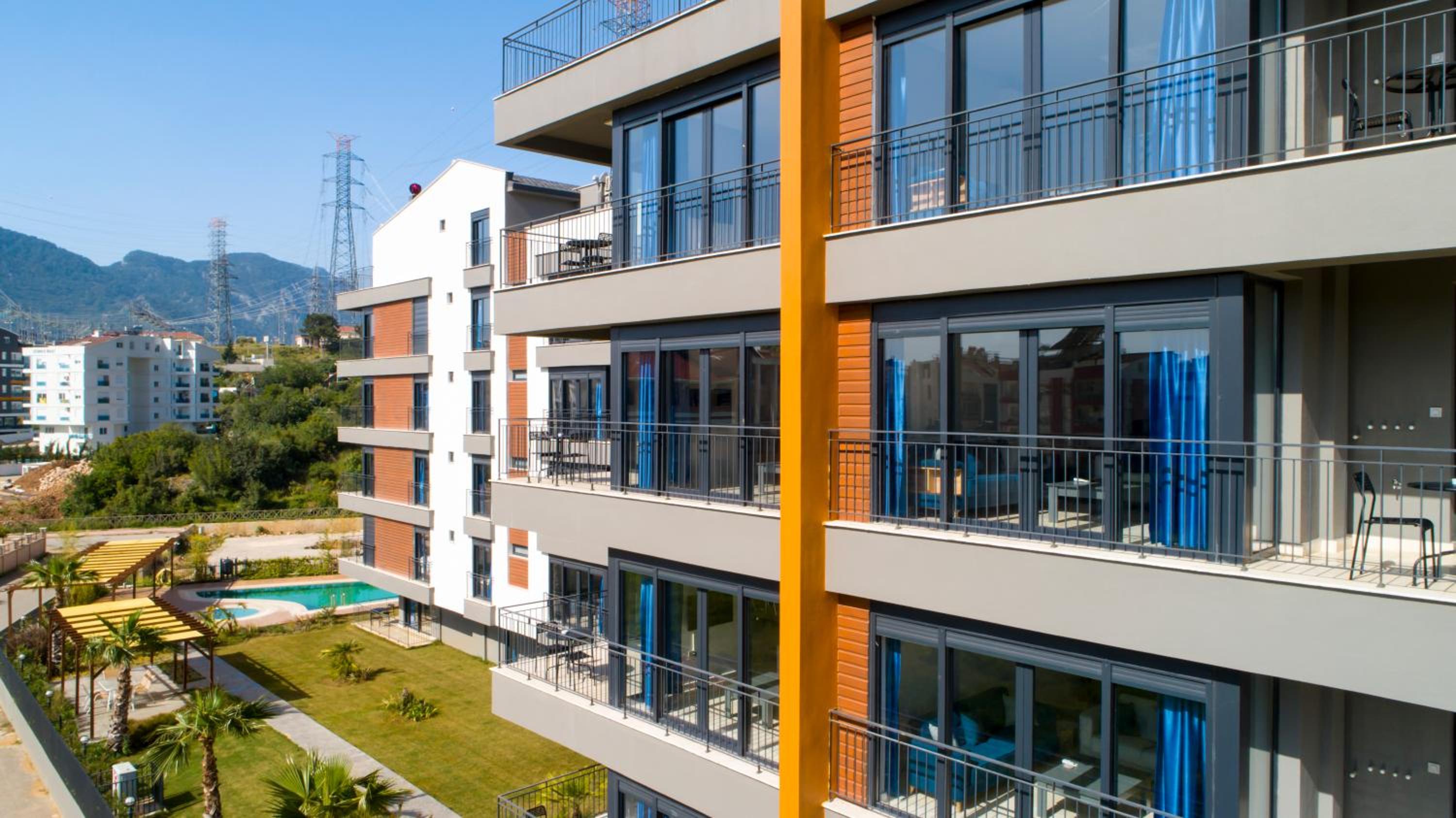 MENE SUITES - Image 10