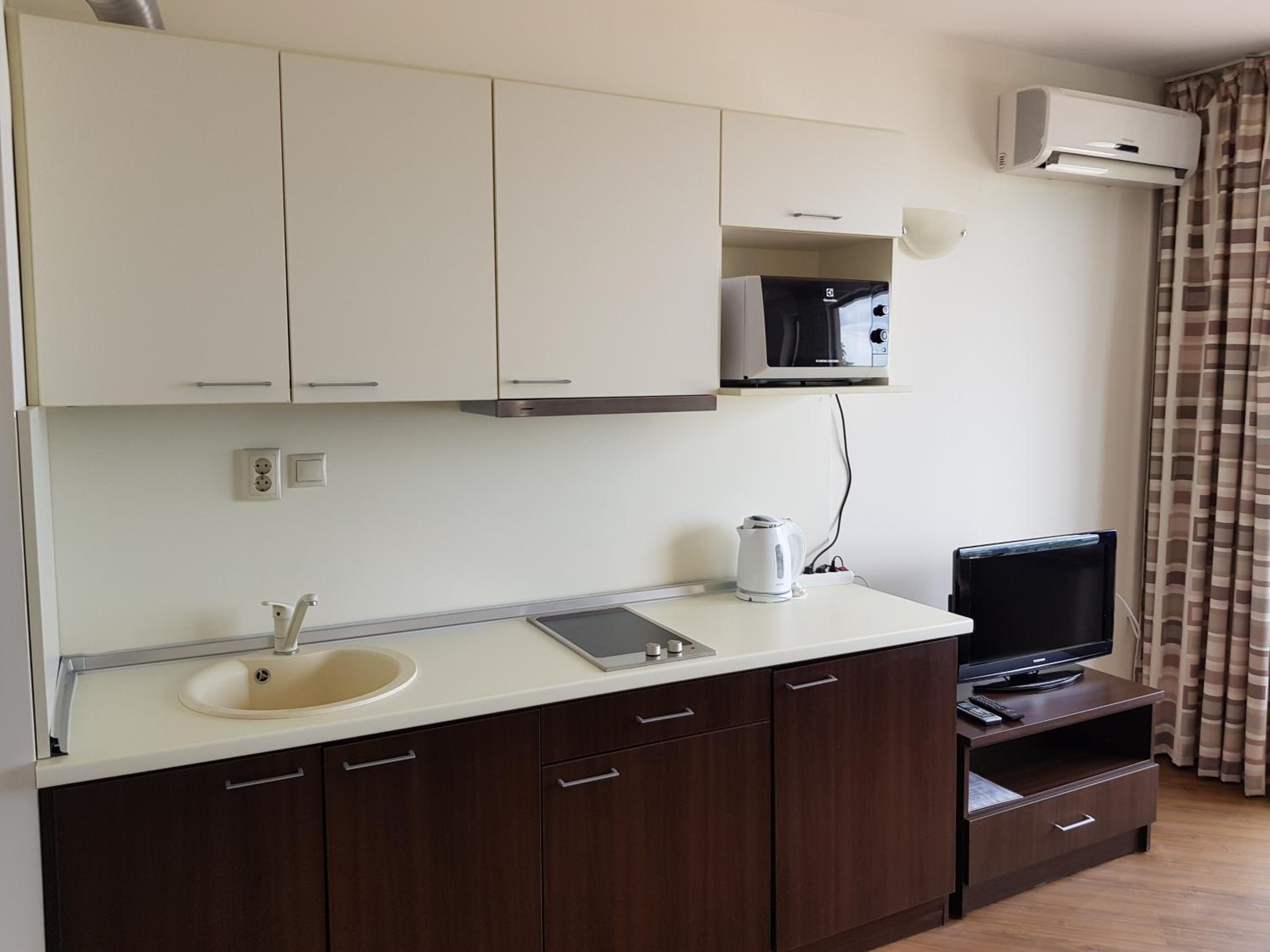 Golden Sands Rentals Apartments