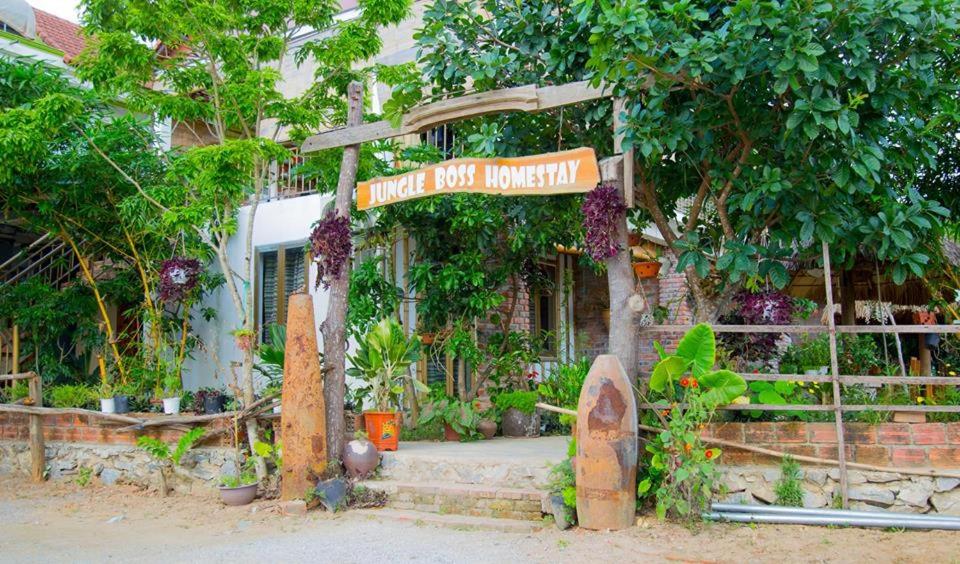 Jungle Boss Homestay