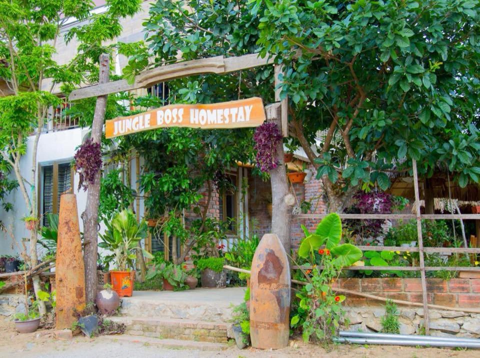 Jungle Boss Homestay