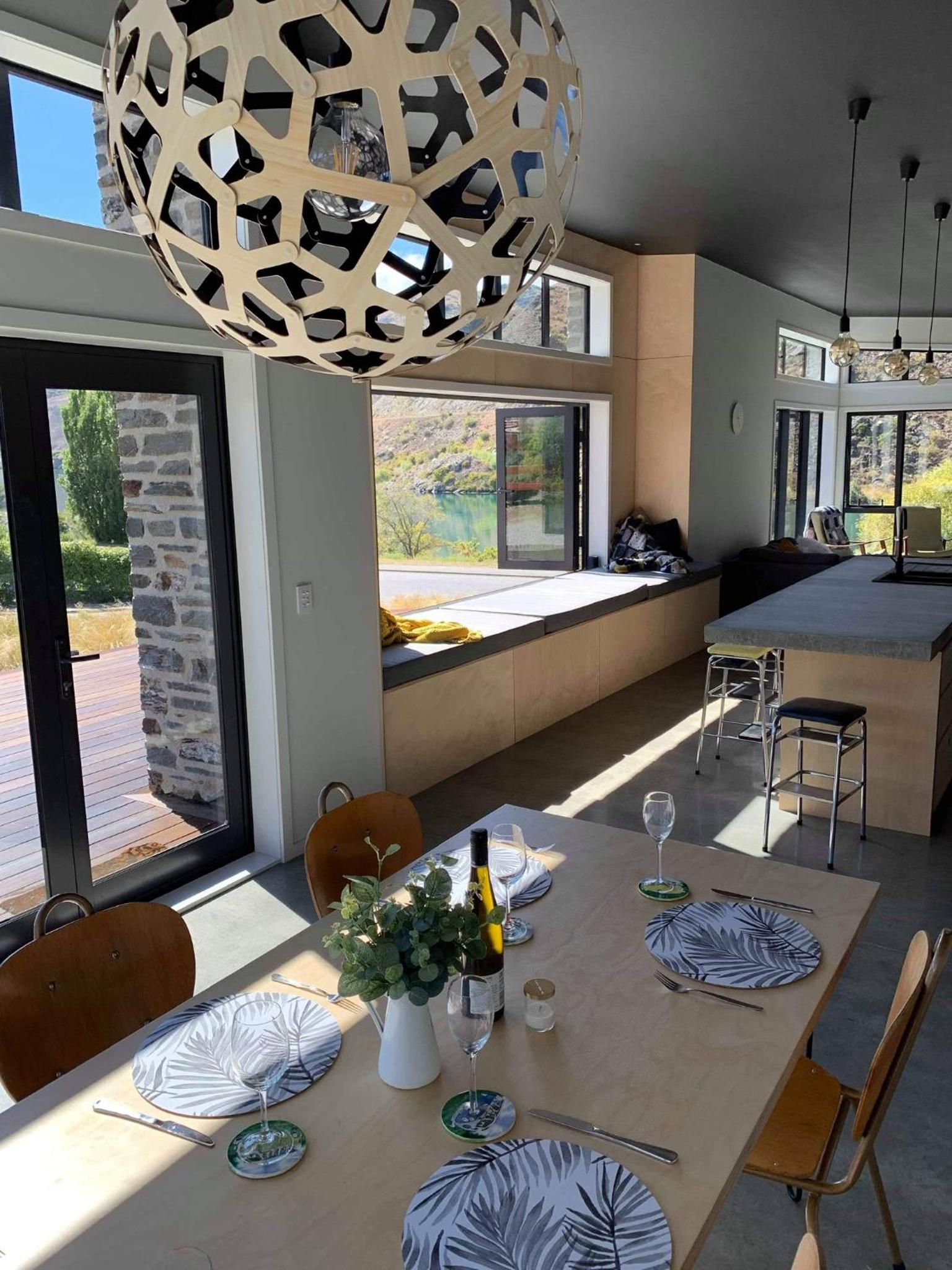 Lakefront Luxury In Old Cromwell **New 3BR Home** view 3
