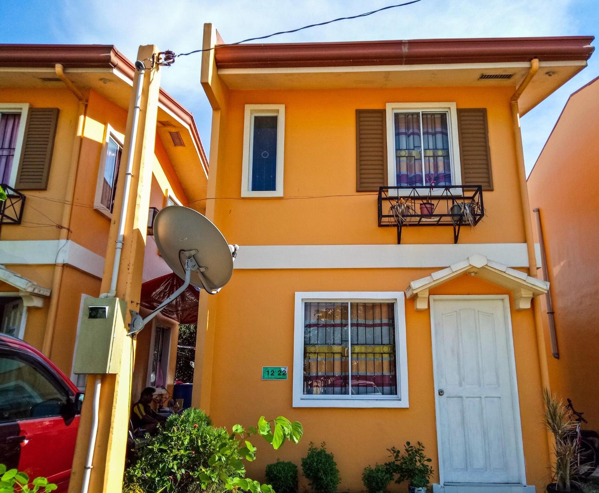 Hillview Apt w/ Pool Access - Free Wifi view 2