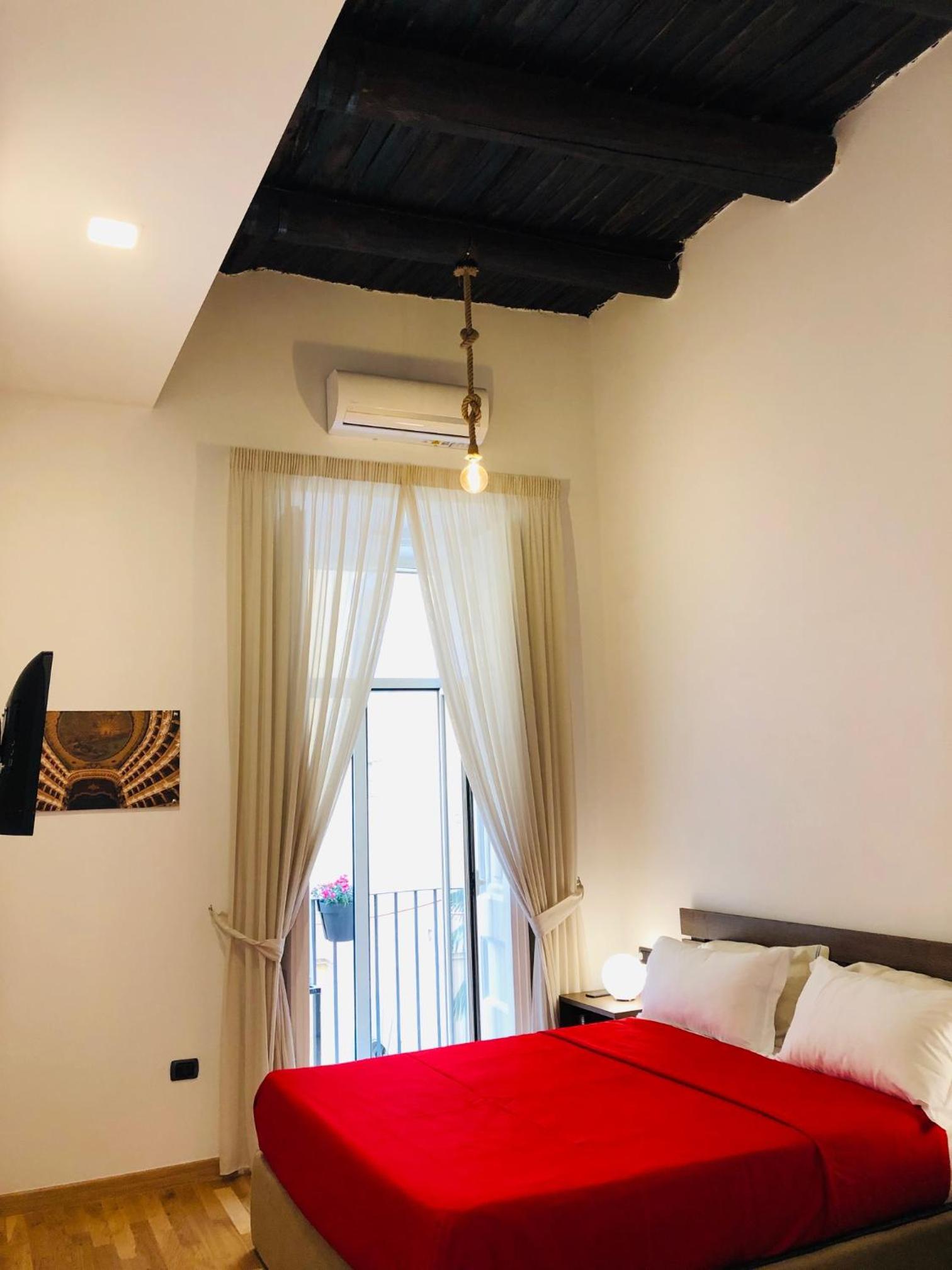 Domus Studio 25 bed & breakfast