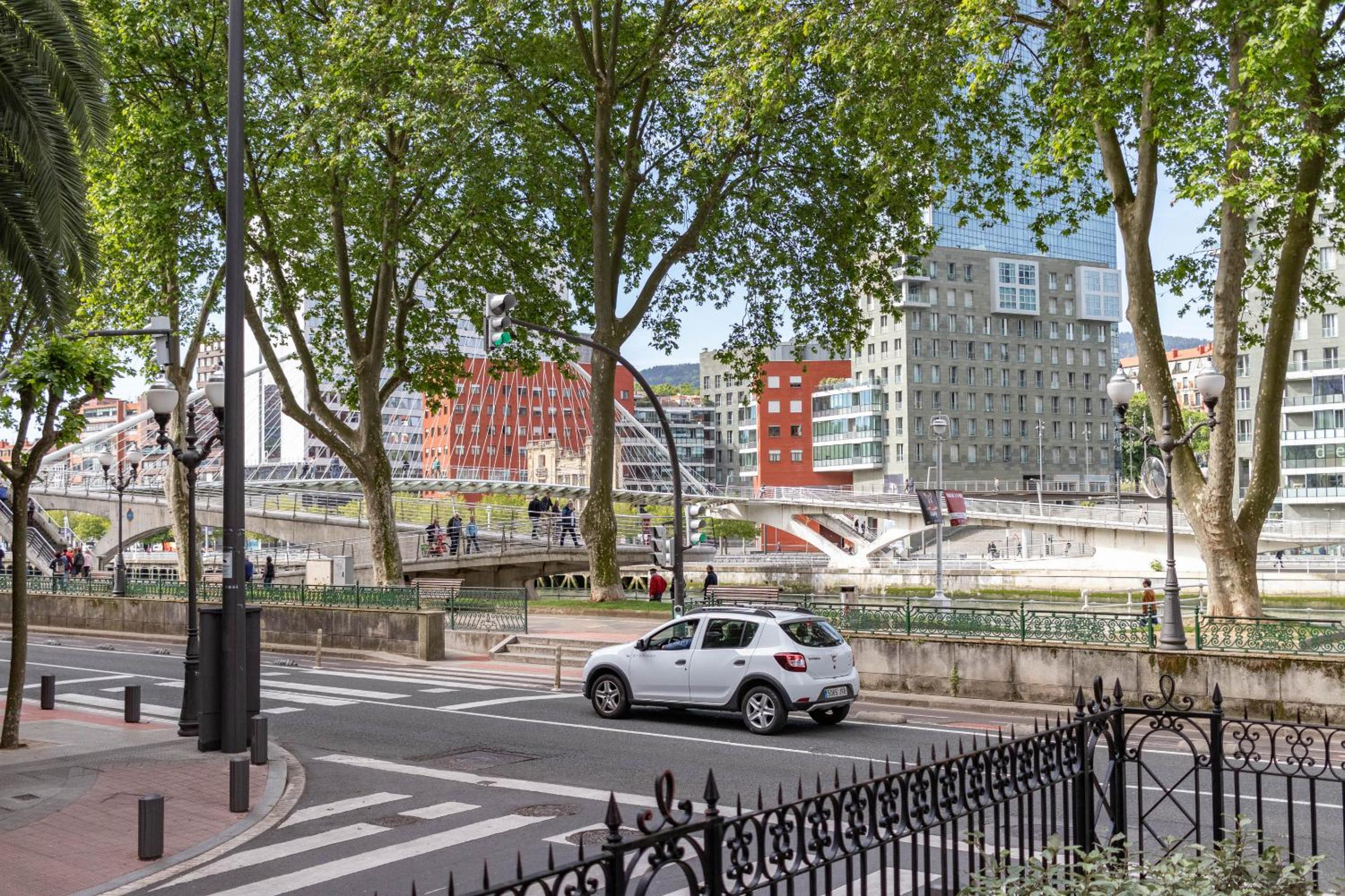 Bilbao Volantin I by Aston Rentals