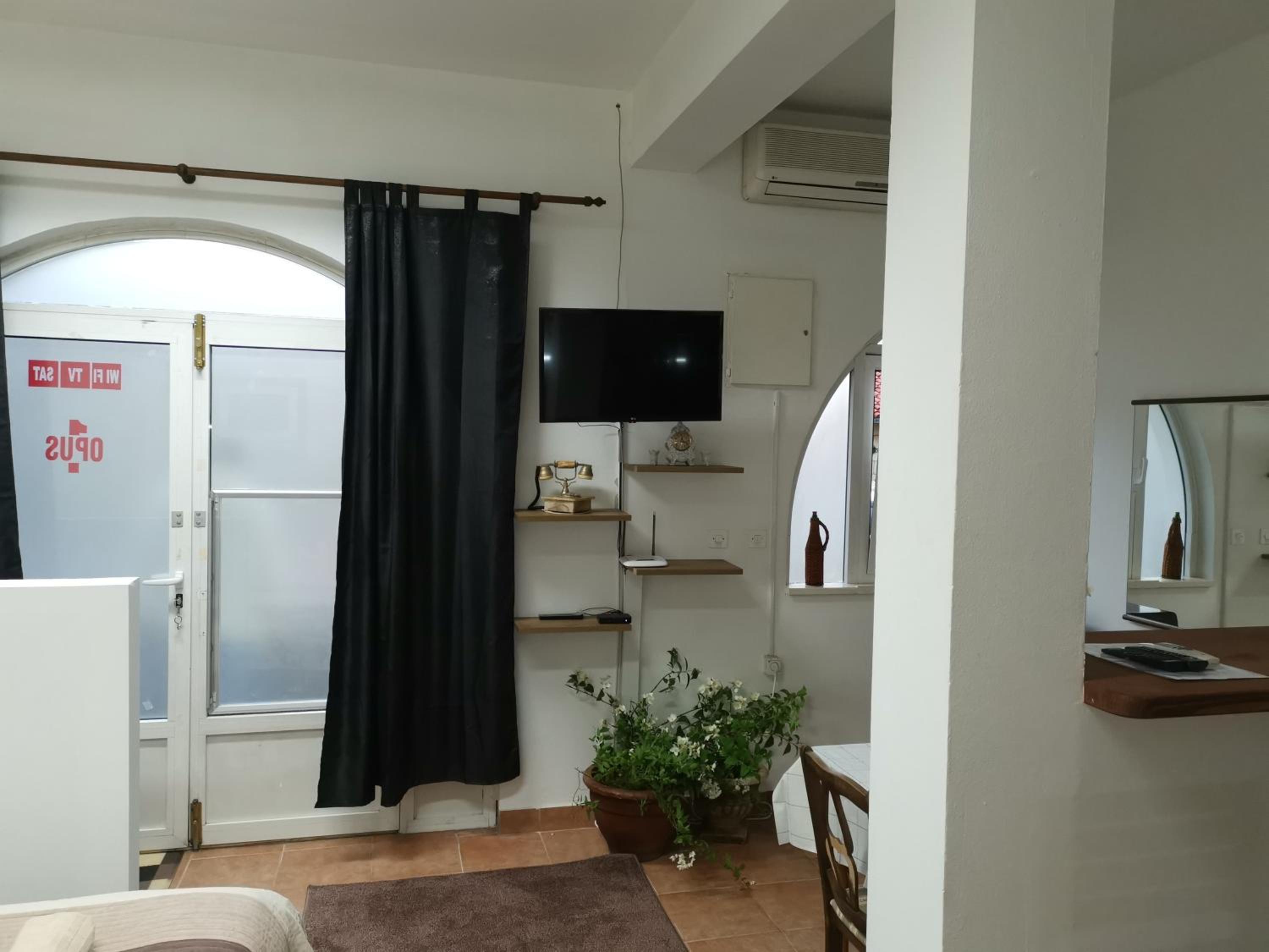 Opus One apartment Dubrovnik - Private parking