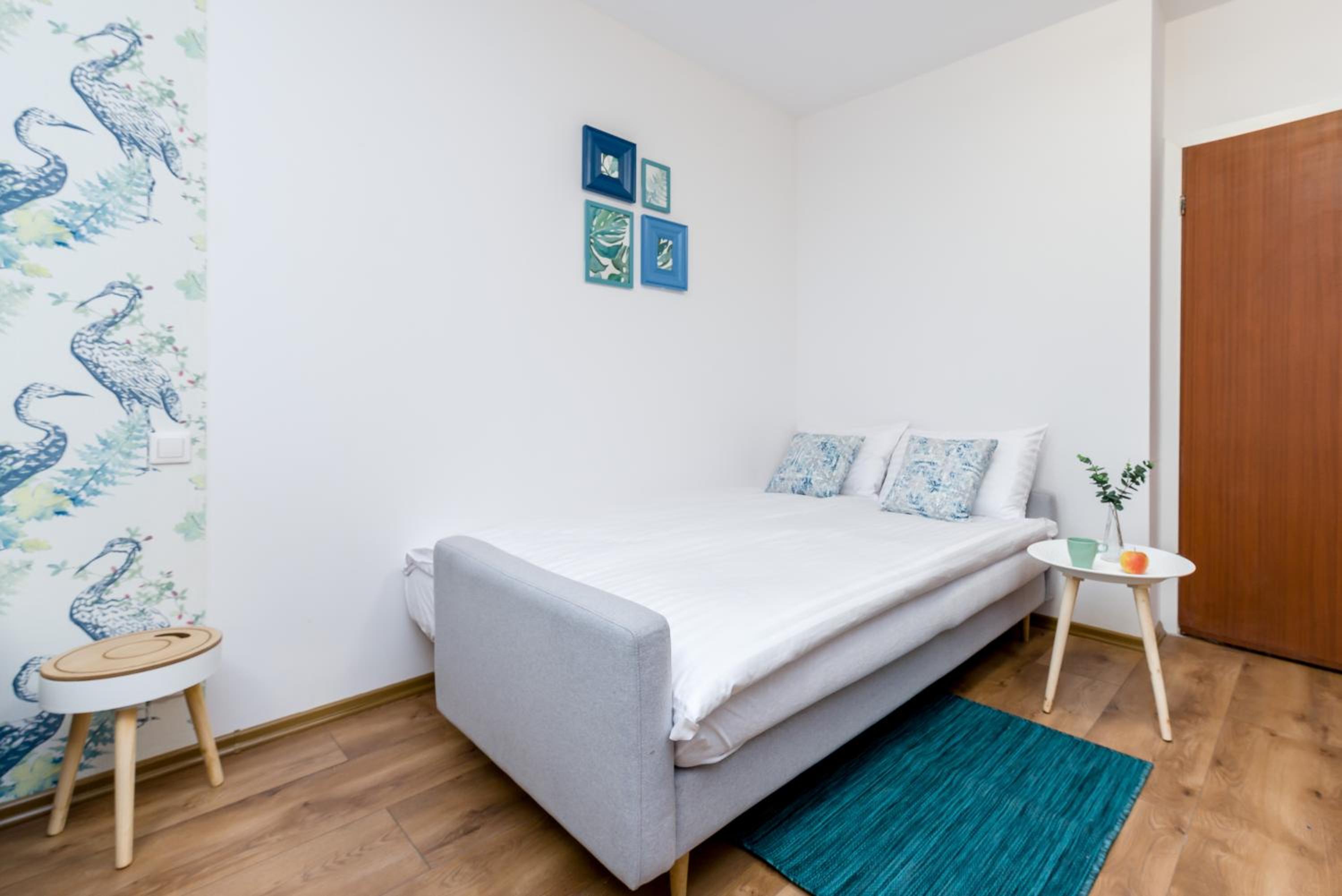 Sleepway Apartments - Blue Dream