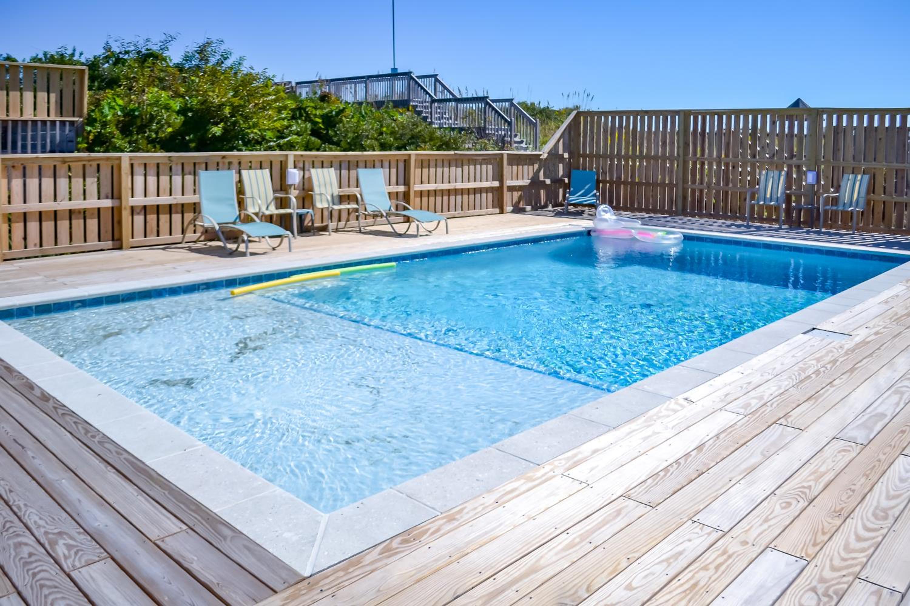 Jessea - Corolla, Ocean Sands, Oceanfront, Ocean Views, Private Walkway to Beach, Pool, Hot Tub