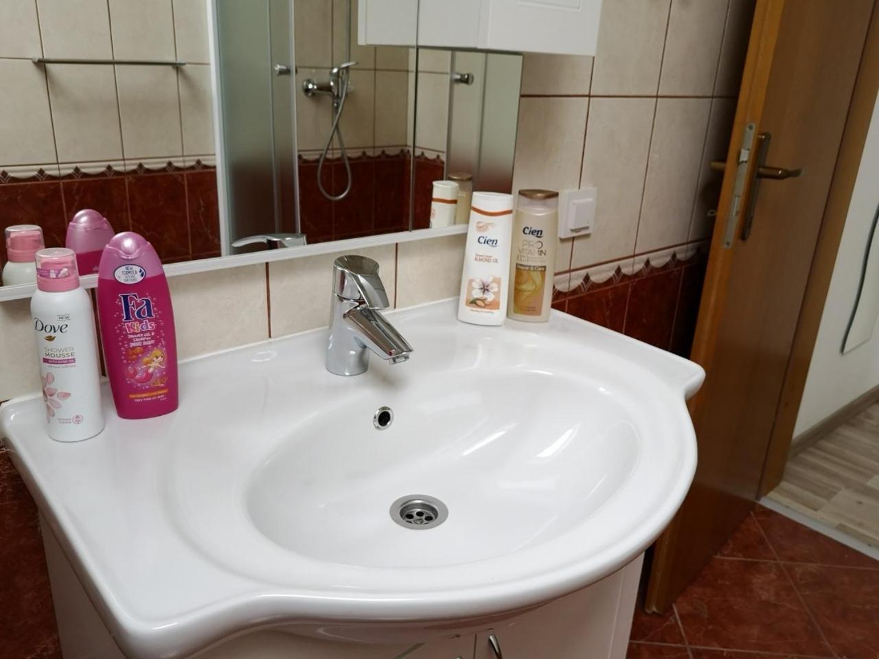 Photo 36