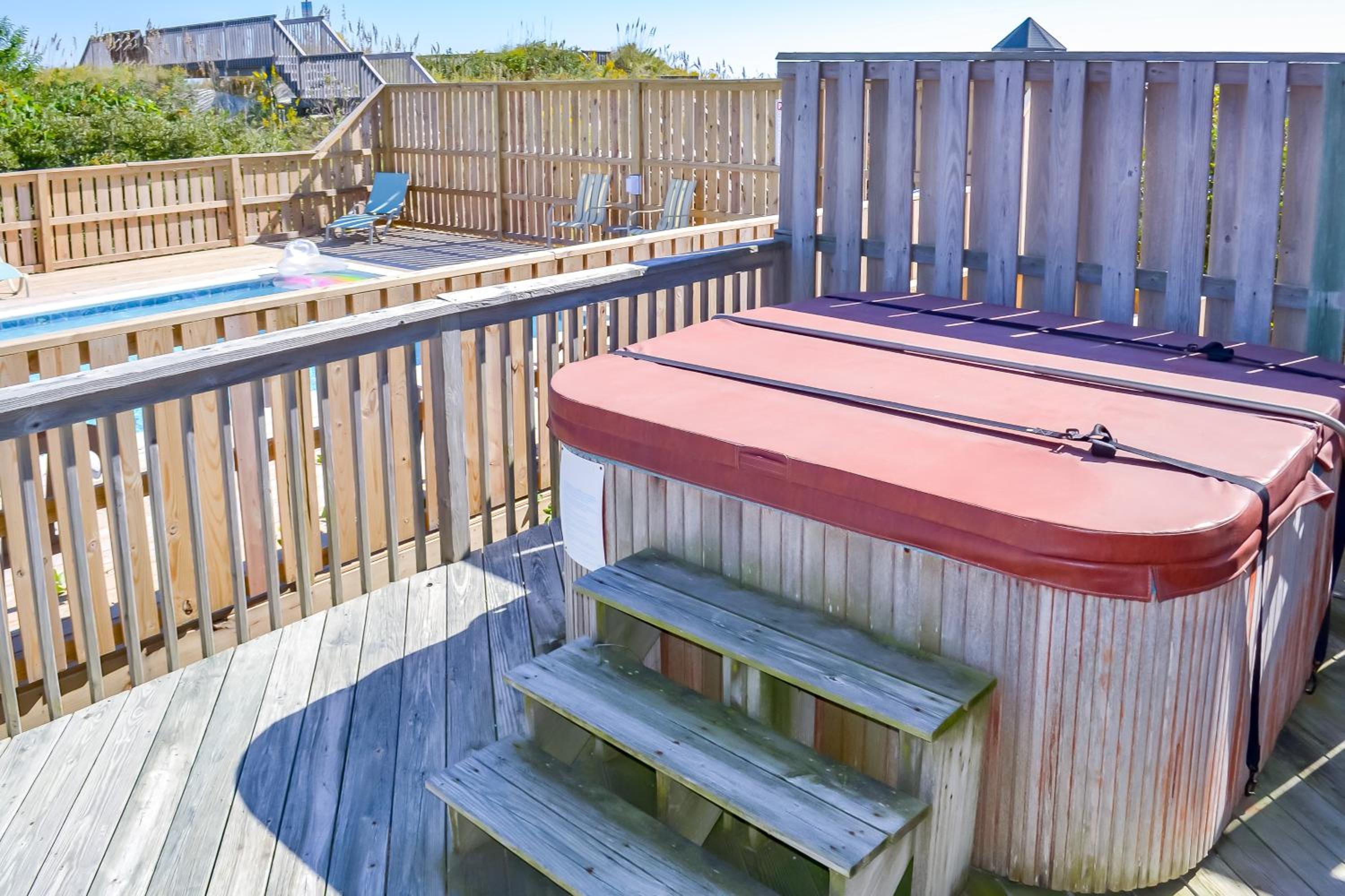 Jessea - Corolla, Ocean Sands, Oceanfront, Ocean Views, Private Walkway to Beach, Pool, Hot Tub