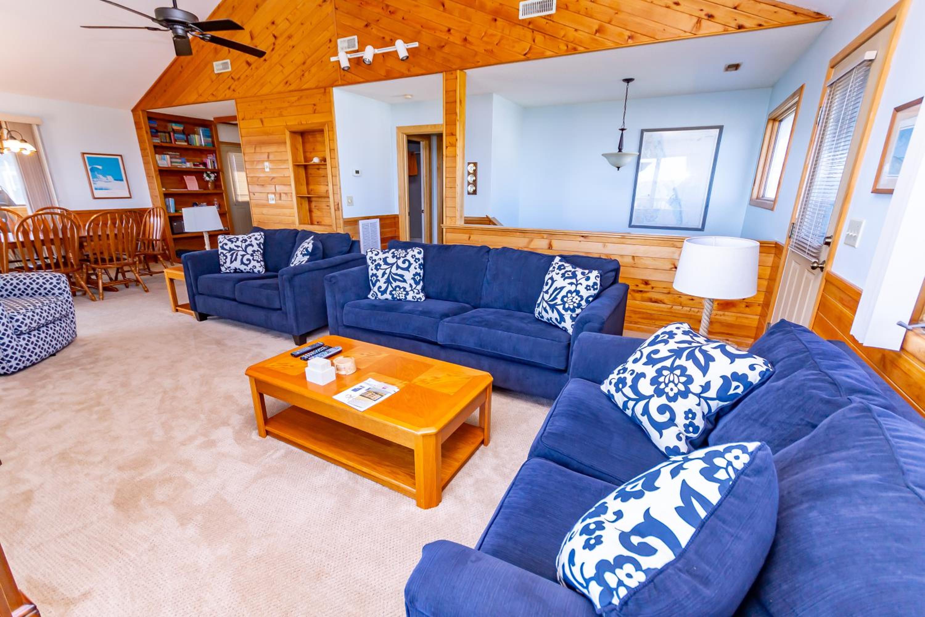 Jessea - Corolla, Ocean Sands, Oceanfront, Ocean Views, Private Walkway to Beach, Pool, Hot Tub